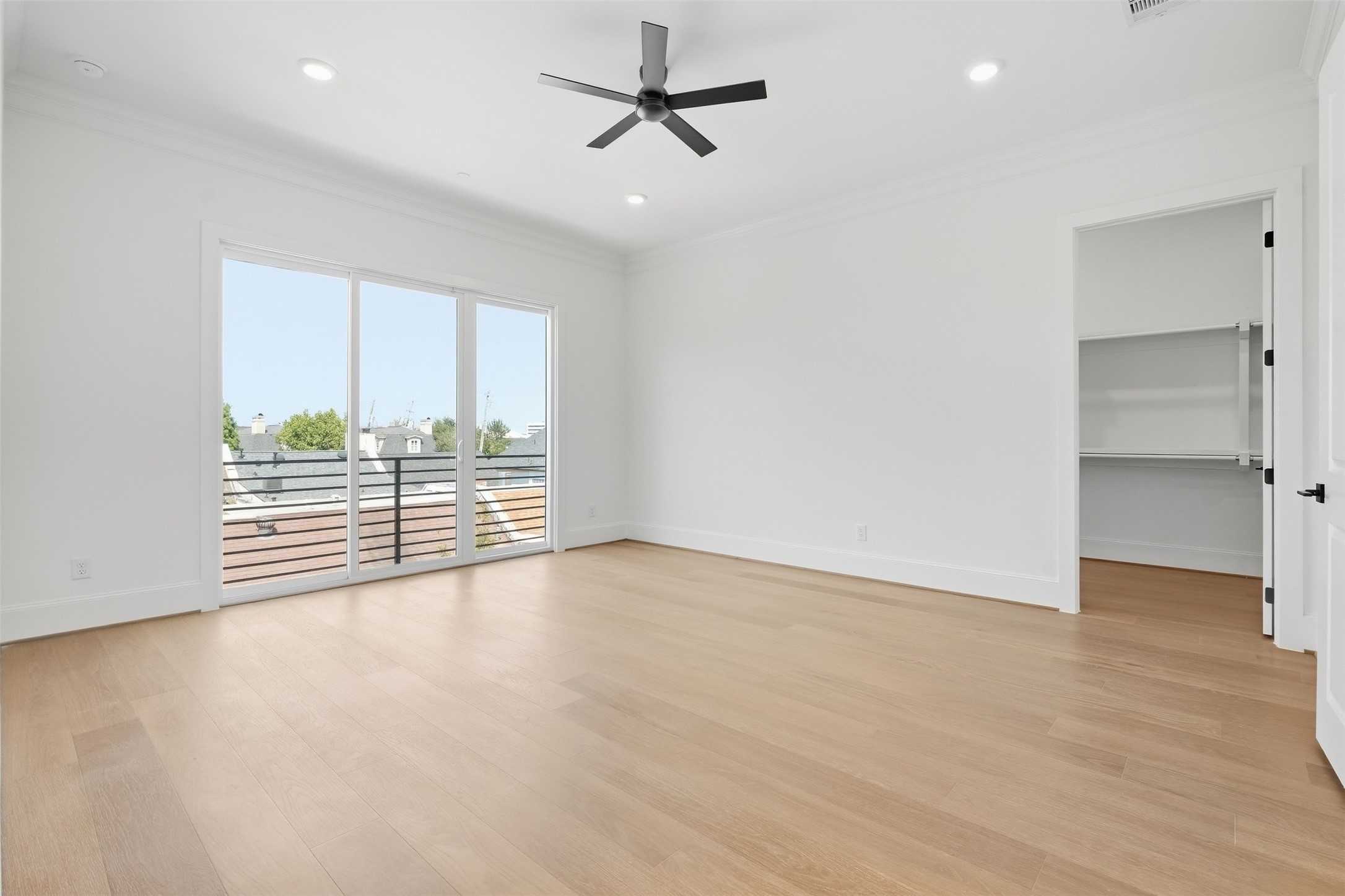 2111 Nantucket Drive D Property Photo 24