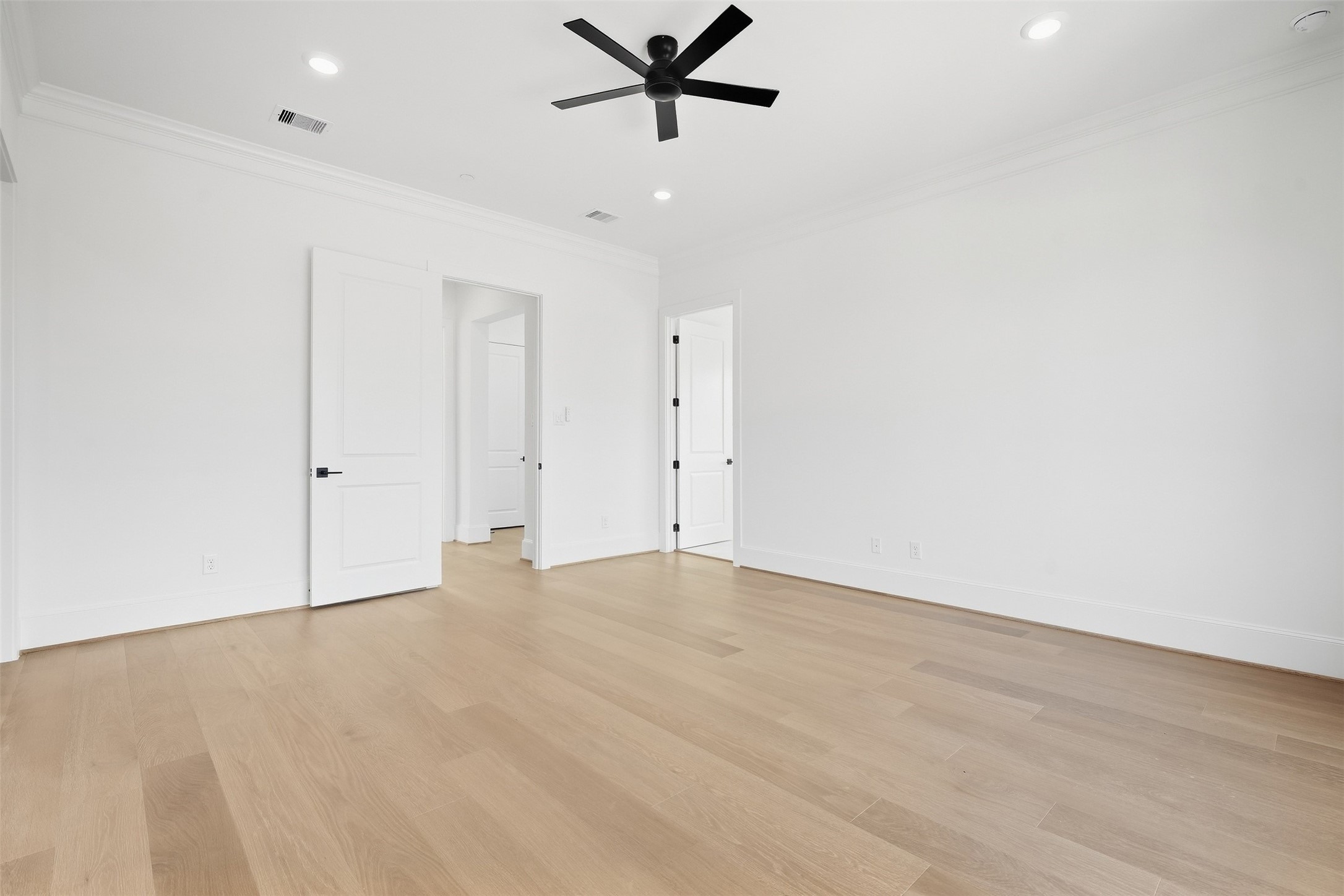 2111 Nantucket Drive D Property Photo 25