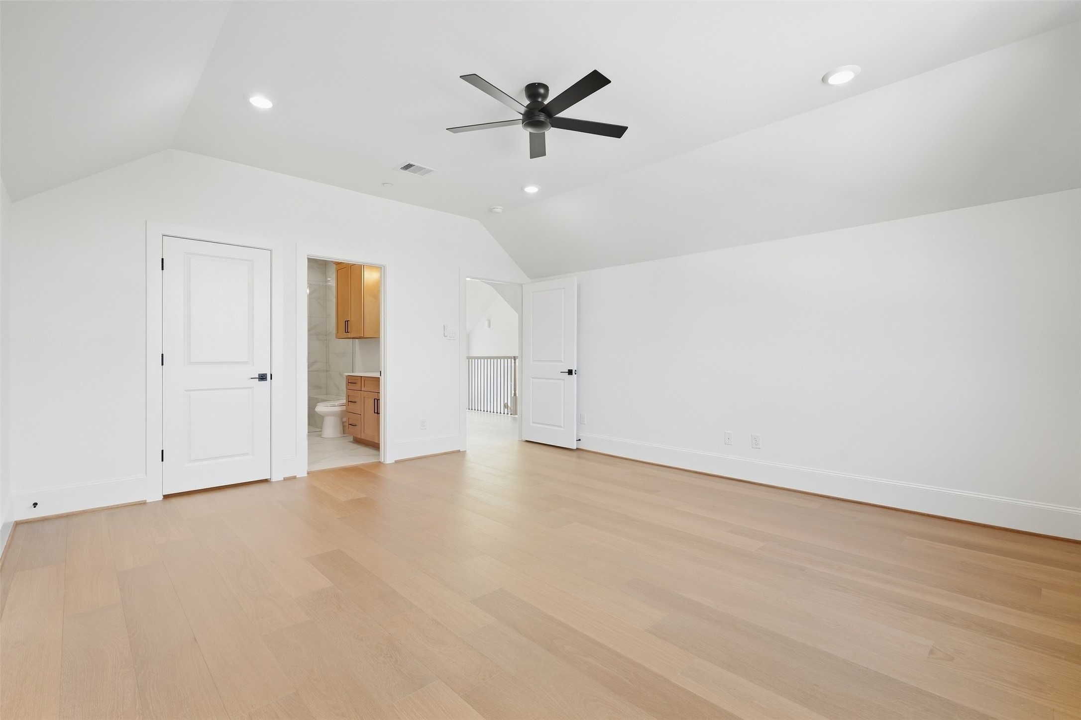 2111 Nantucket Drive D Property Photo 33