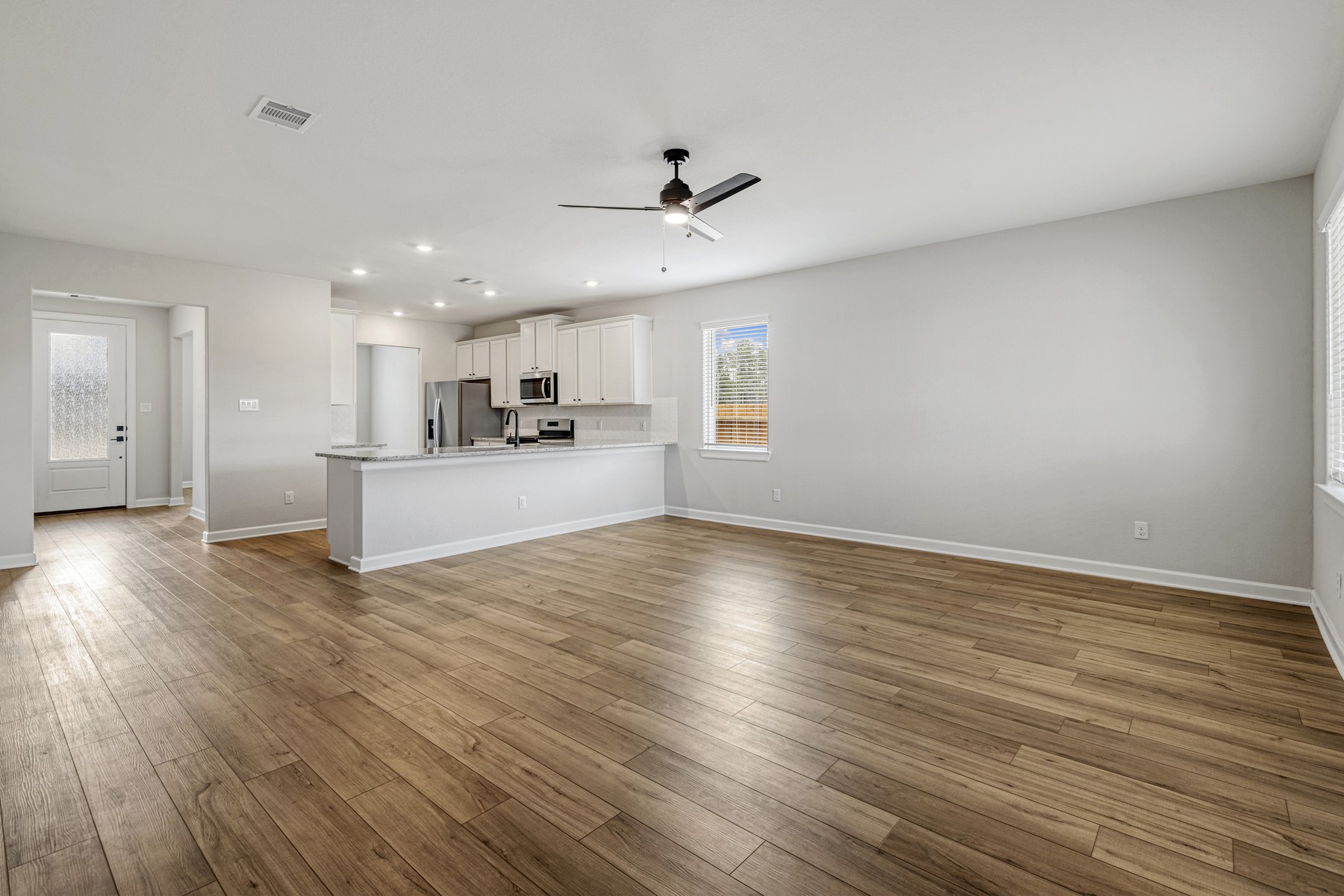 15761 Bayberry Trace Drive Property Photo 3