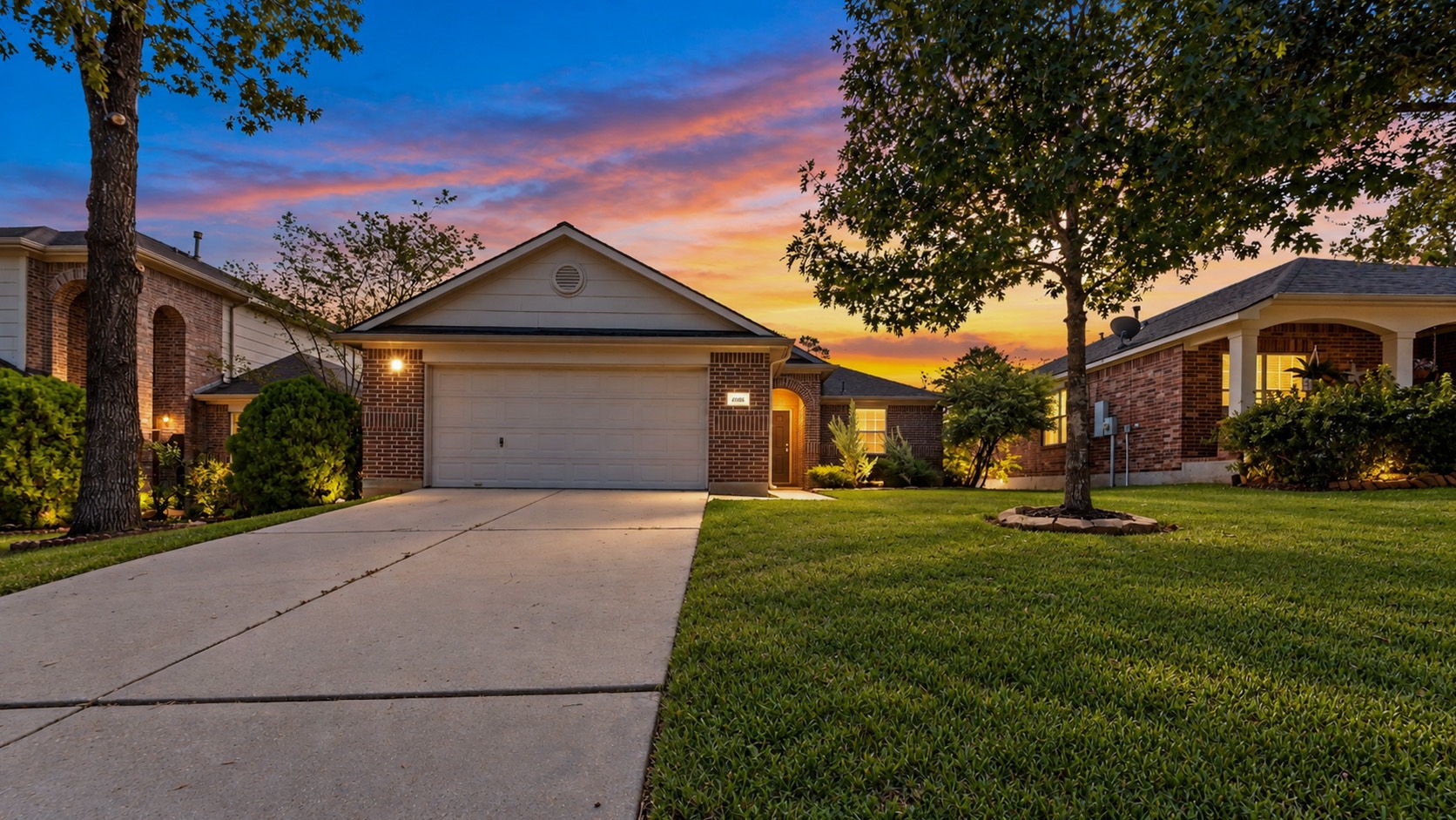 4908 Summer Rain Drive Property Photo 1