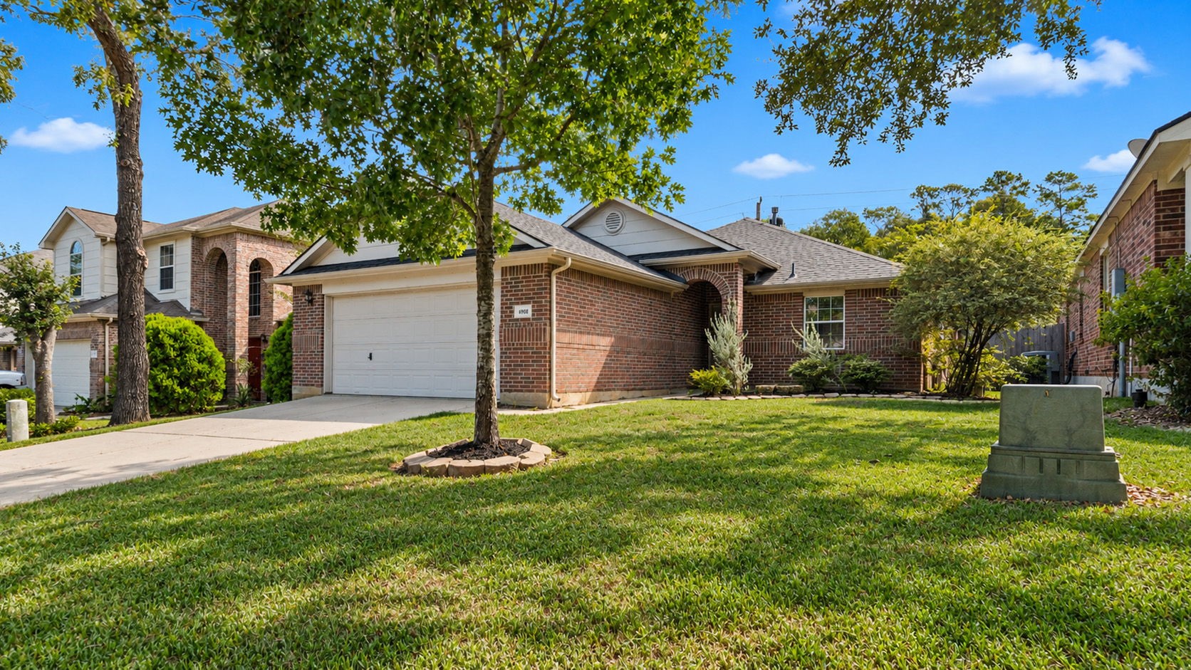 4908 Summer Rain Drive Property Photo 2