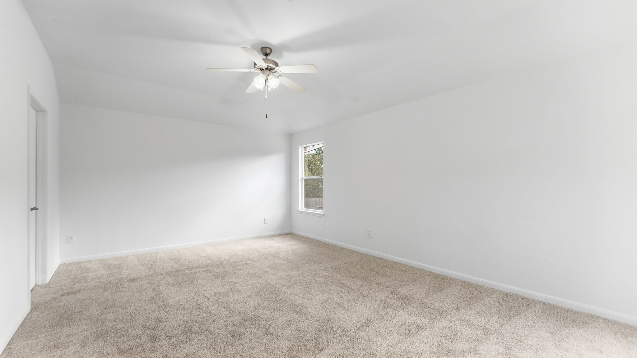 4908 Summer Rain Drive Property Photo 9