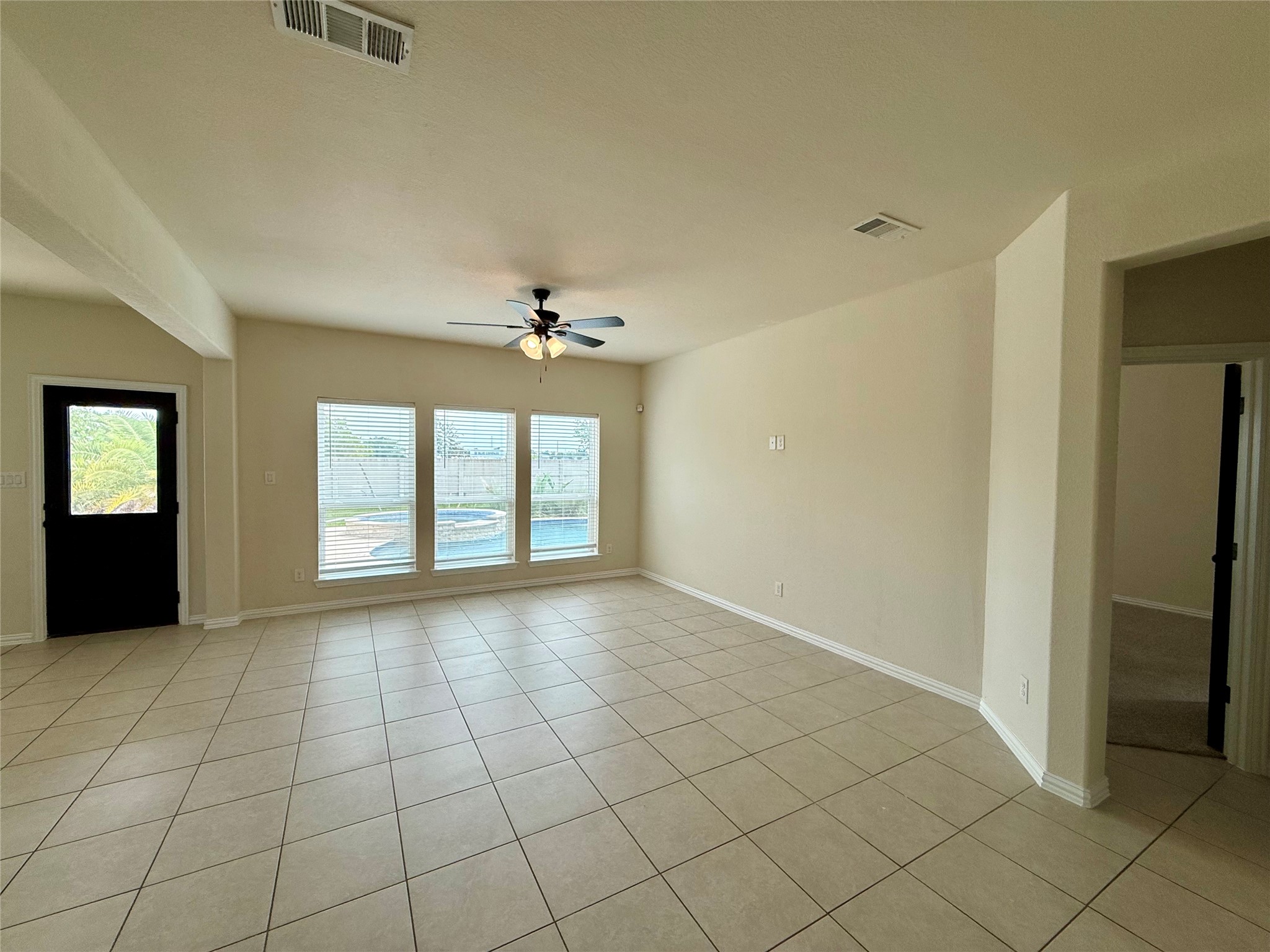 23422 Bordeaux Drive Property Photo 11