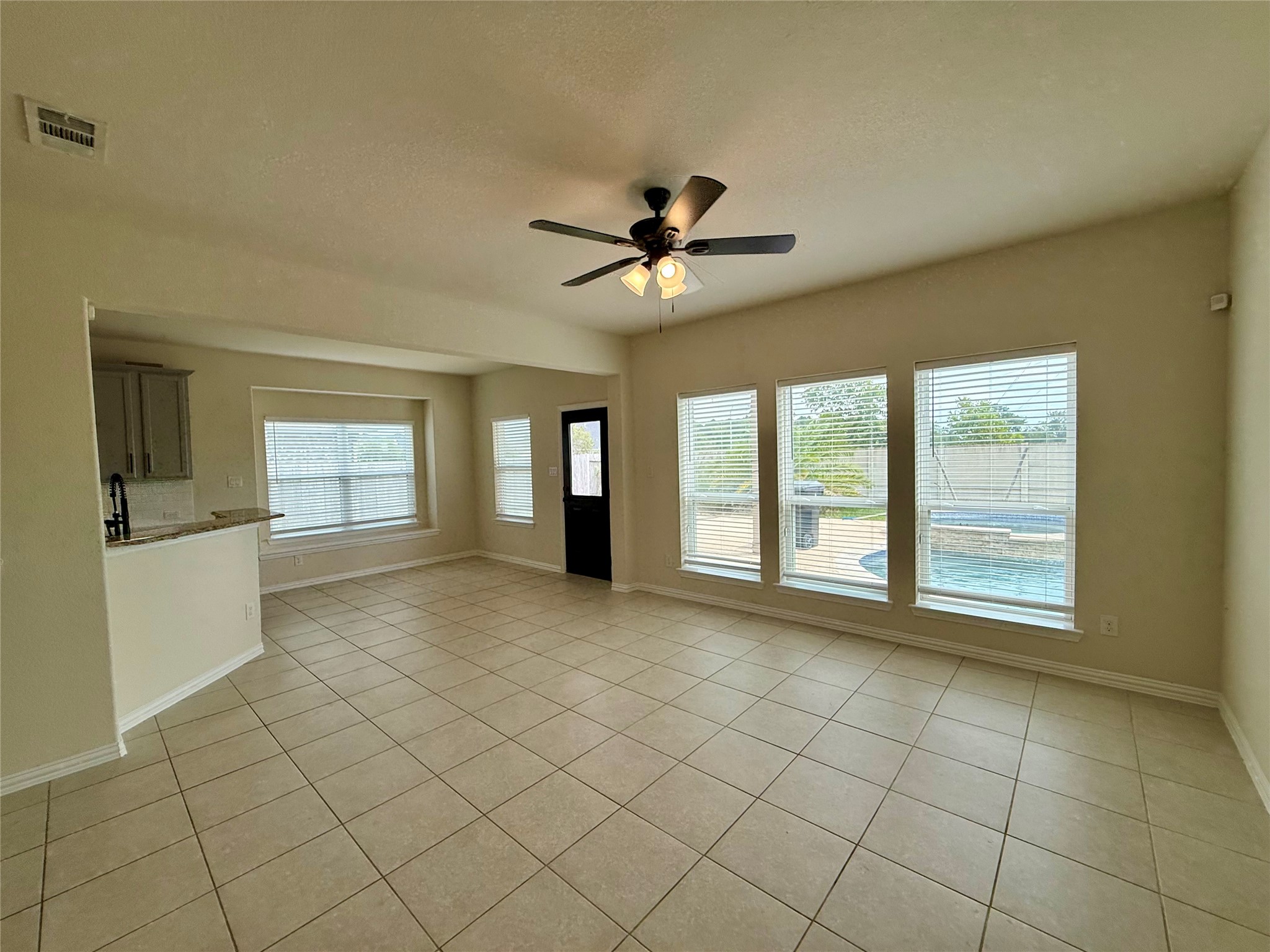 23422 Bordeaux Drive Property Photo 12