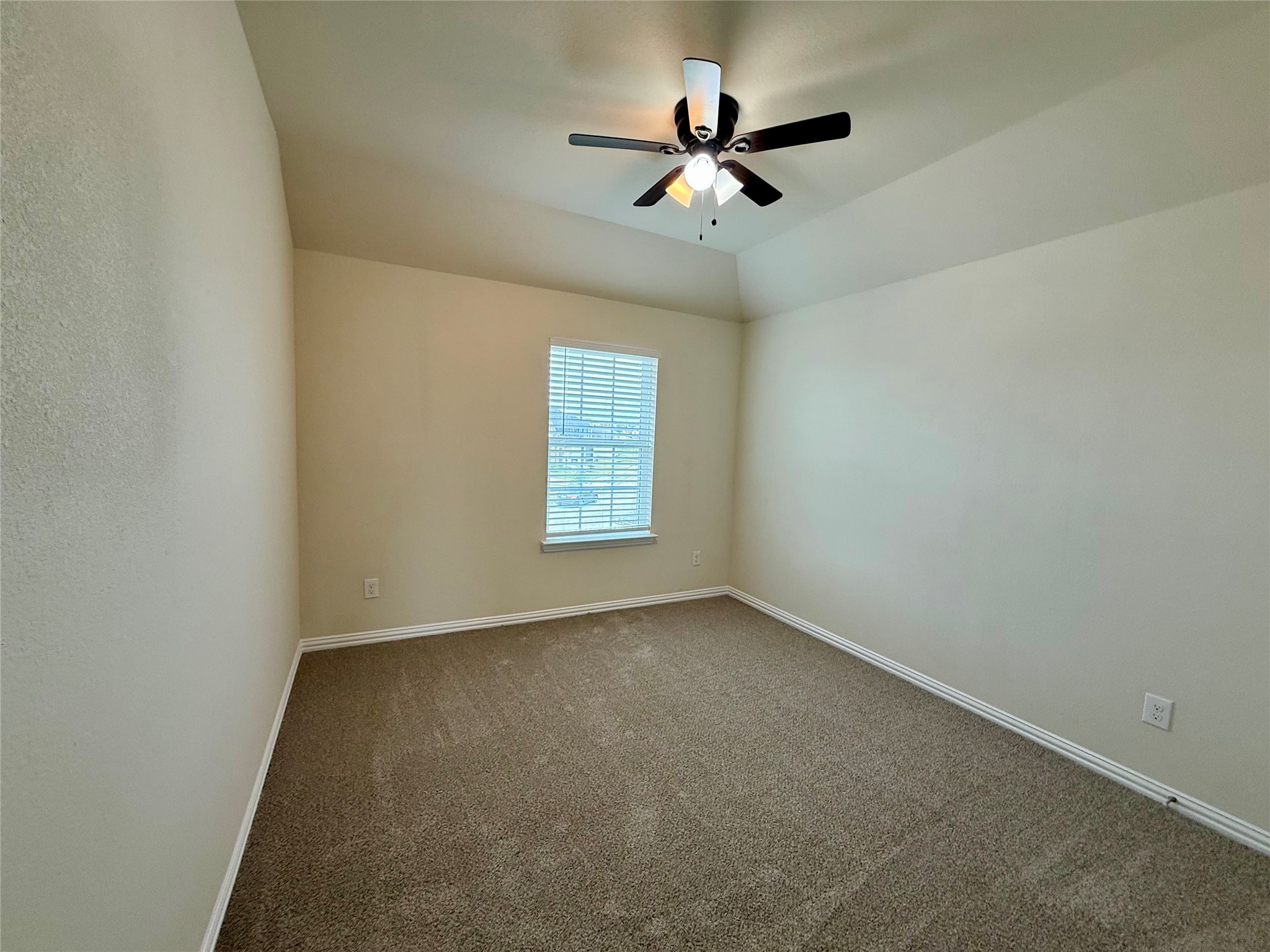 23422 Bordeaux Drive Property Photo 22