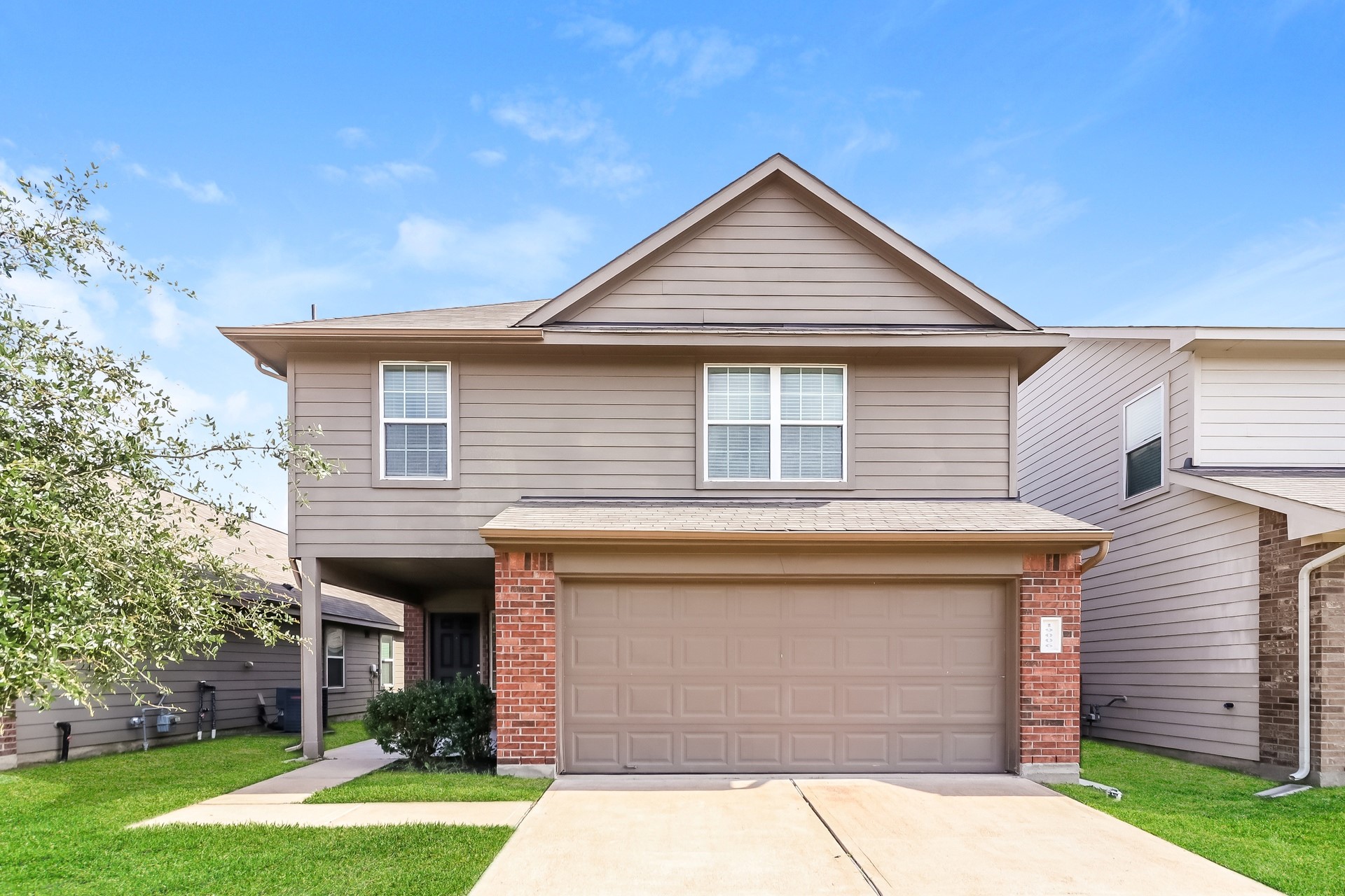 19006 Treviso Terrace Property Photo 1
