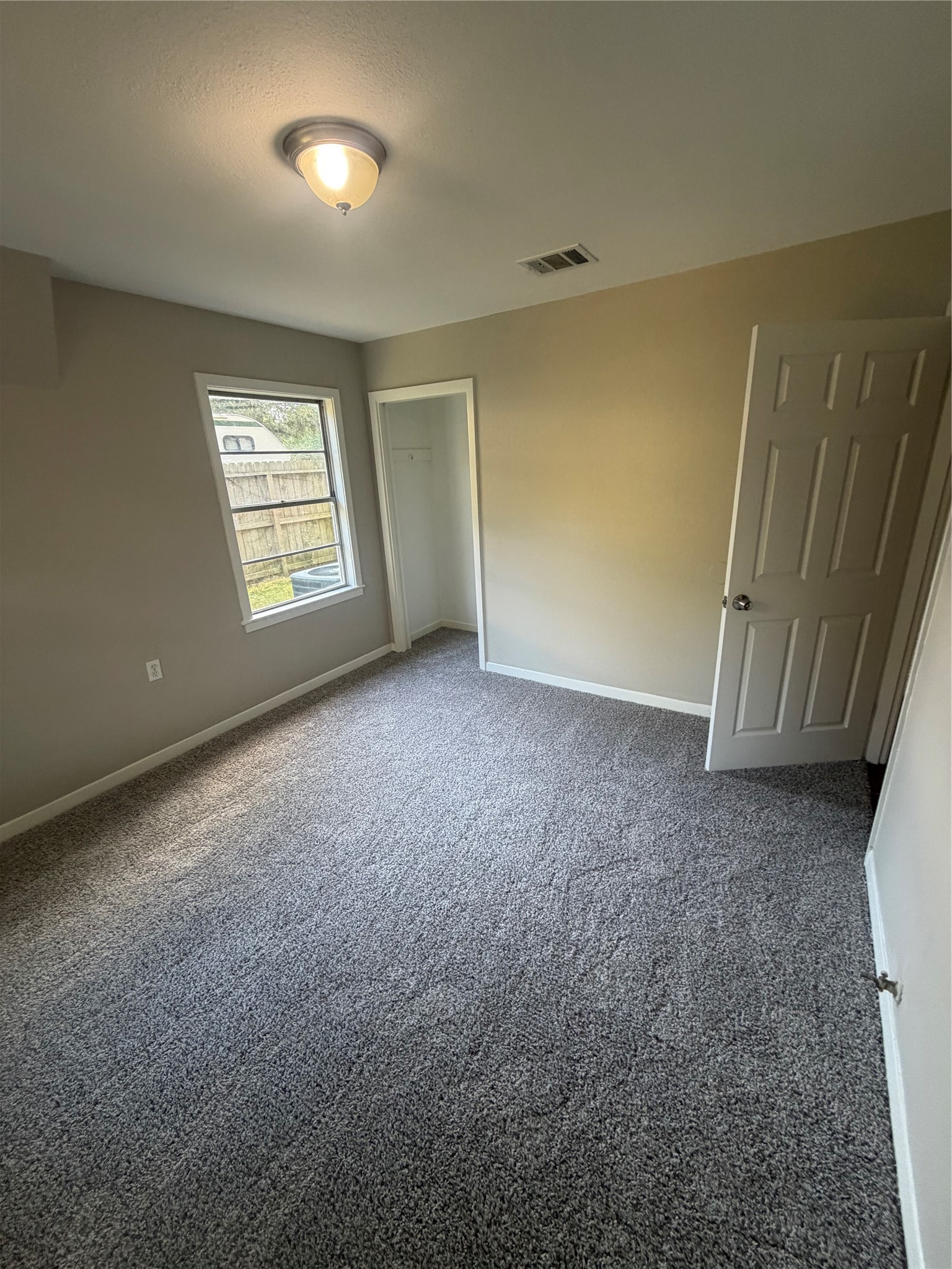 703 Lilac Street Property Photo 5