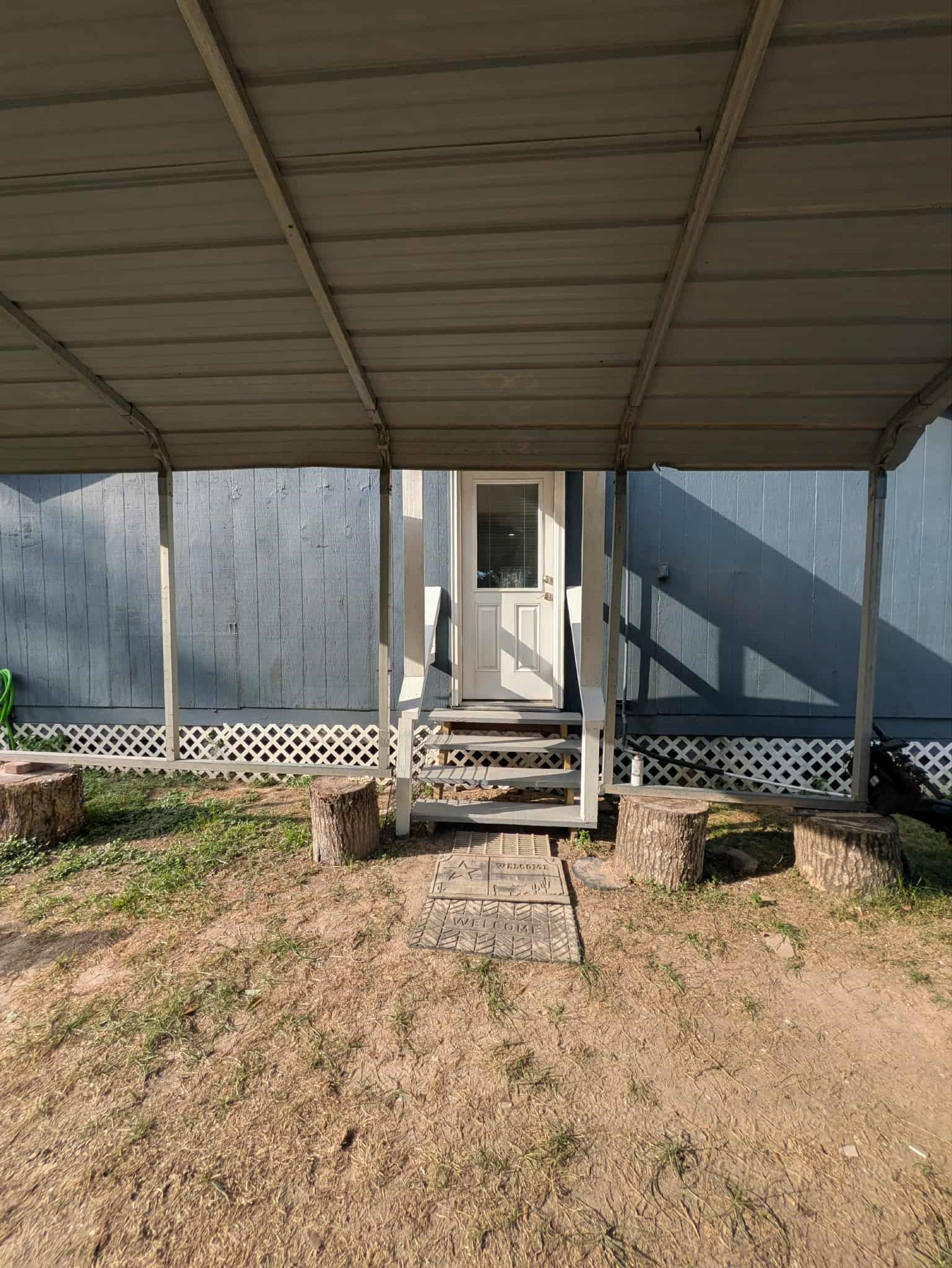 19934 Lowe Property Photo 18