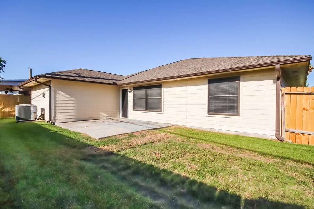 10815 Malden Drive Property Photo 16