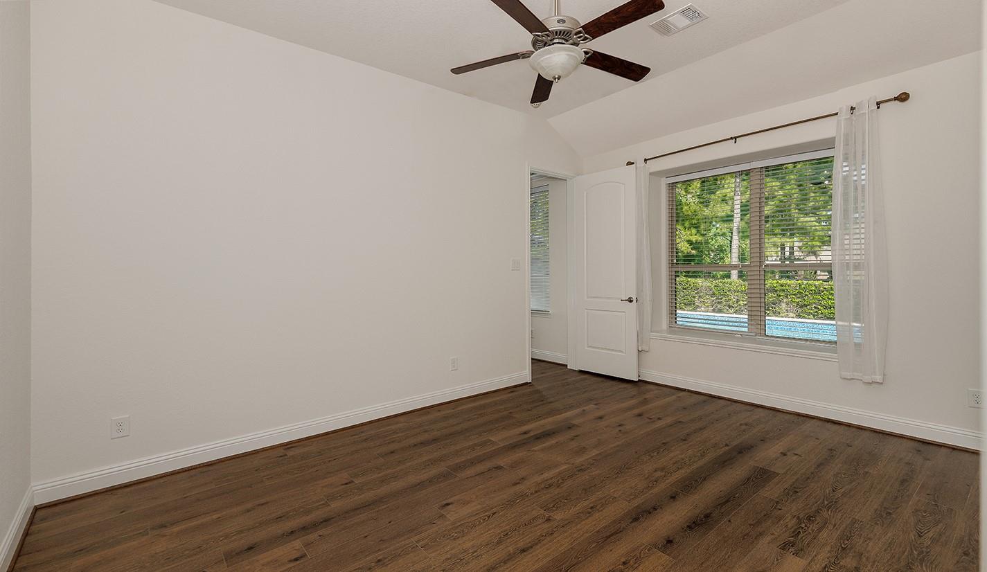 46 Caprice Bend Place Property Photo 23