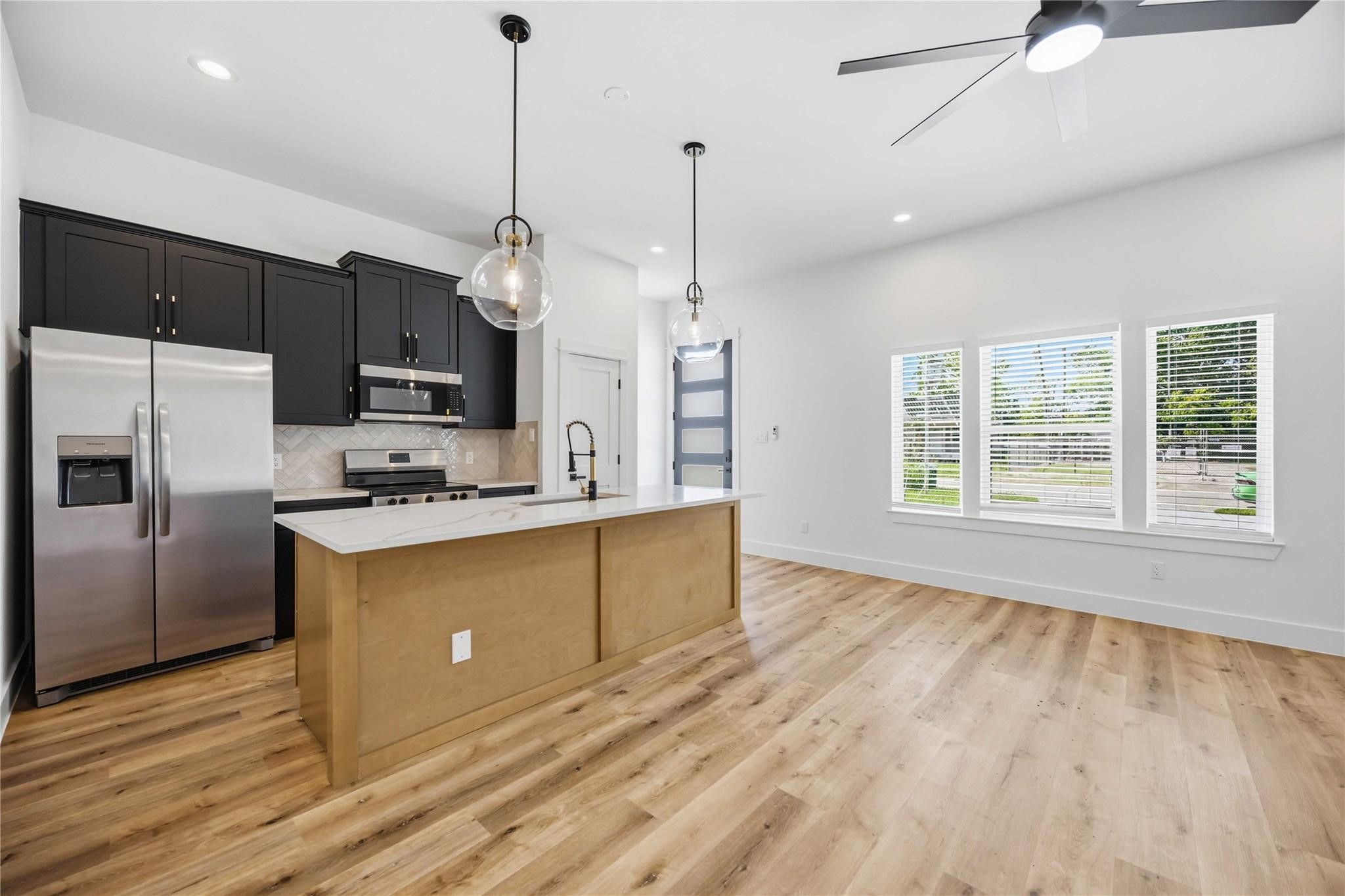 4027 Cork Drive Property Photo 6