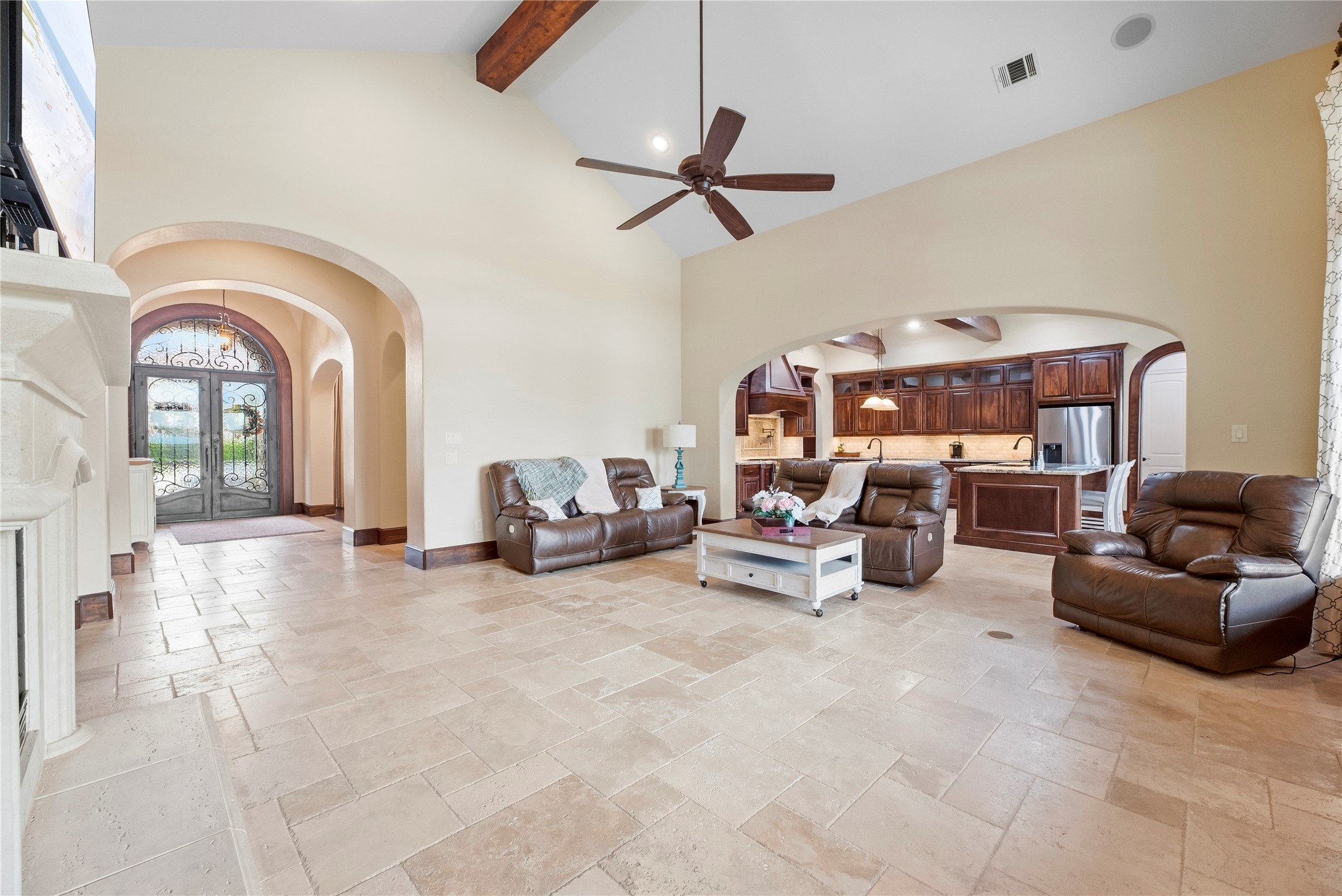 10114 E Frio River Circle N Property Photo 10