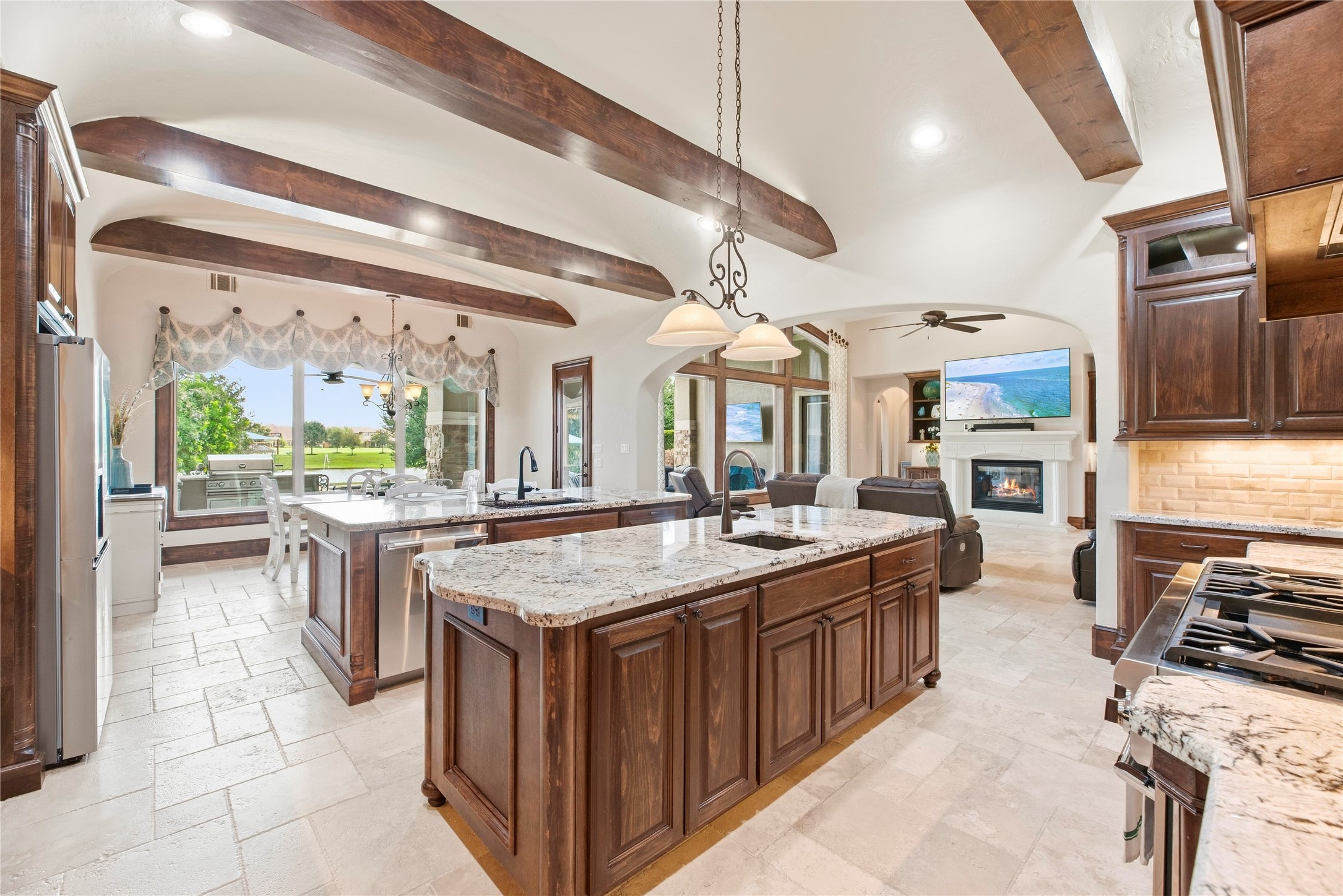 10114 E Frio River Circle N Property Photo 17