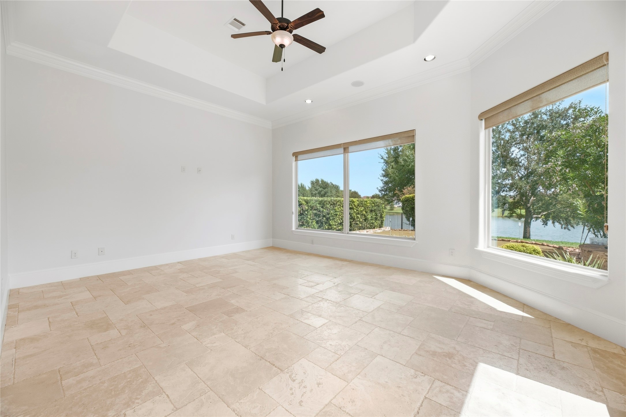 10114 E Frio River Circle N Property Photo 22