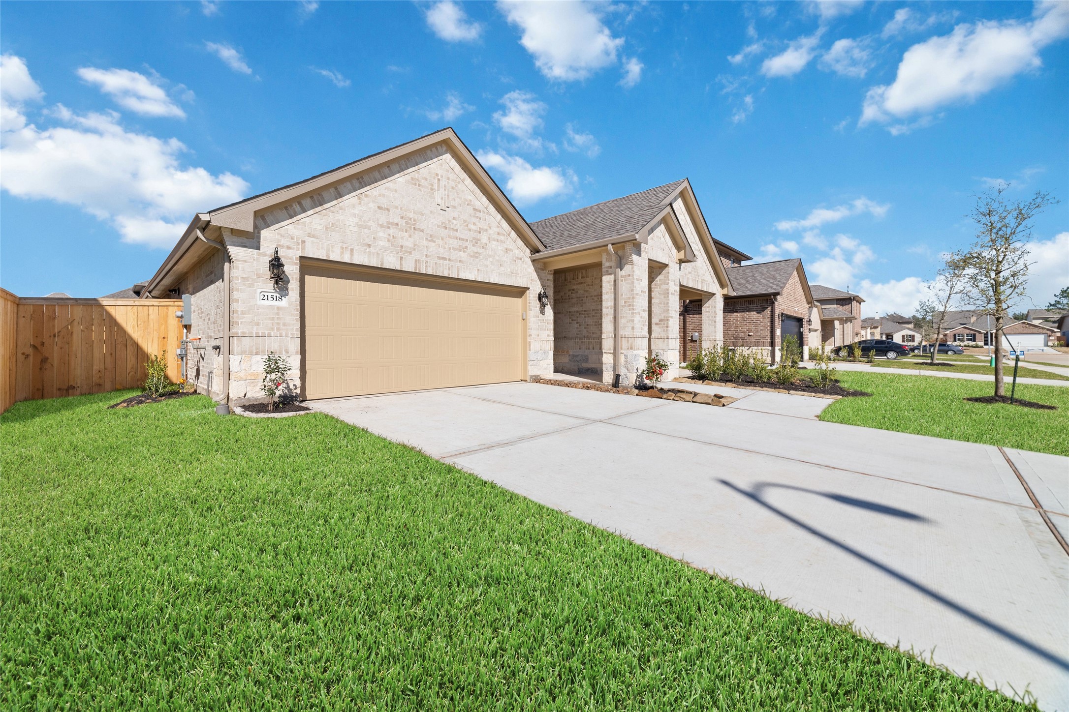 21518 Carbone Lane Property Photo 3