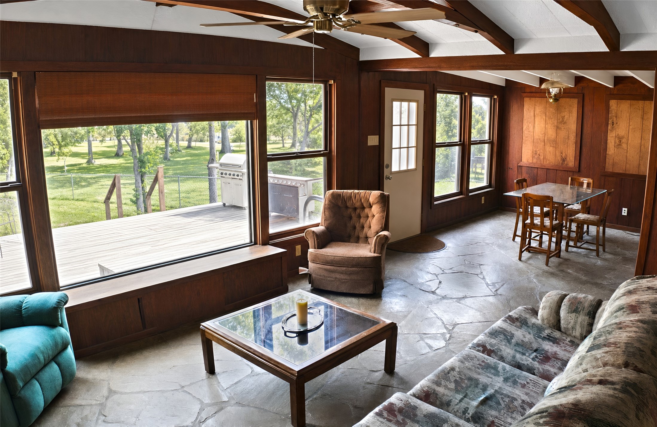 310 Clear Creek Drive Property Photo 10