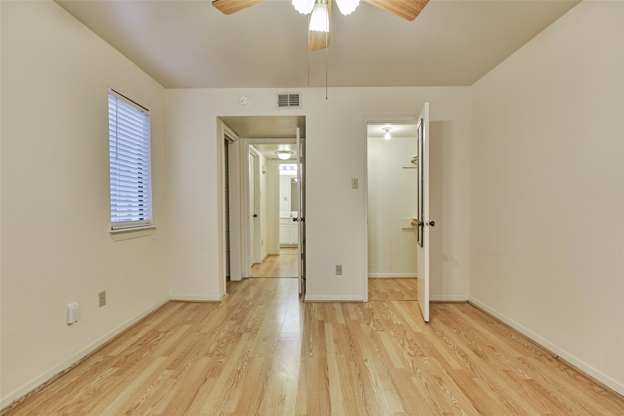 3500 Tangle Brush Drive 25 Property Photo 14