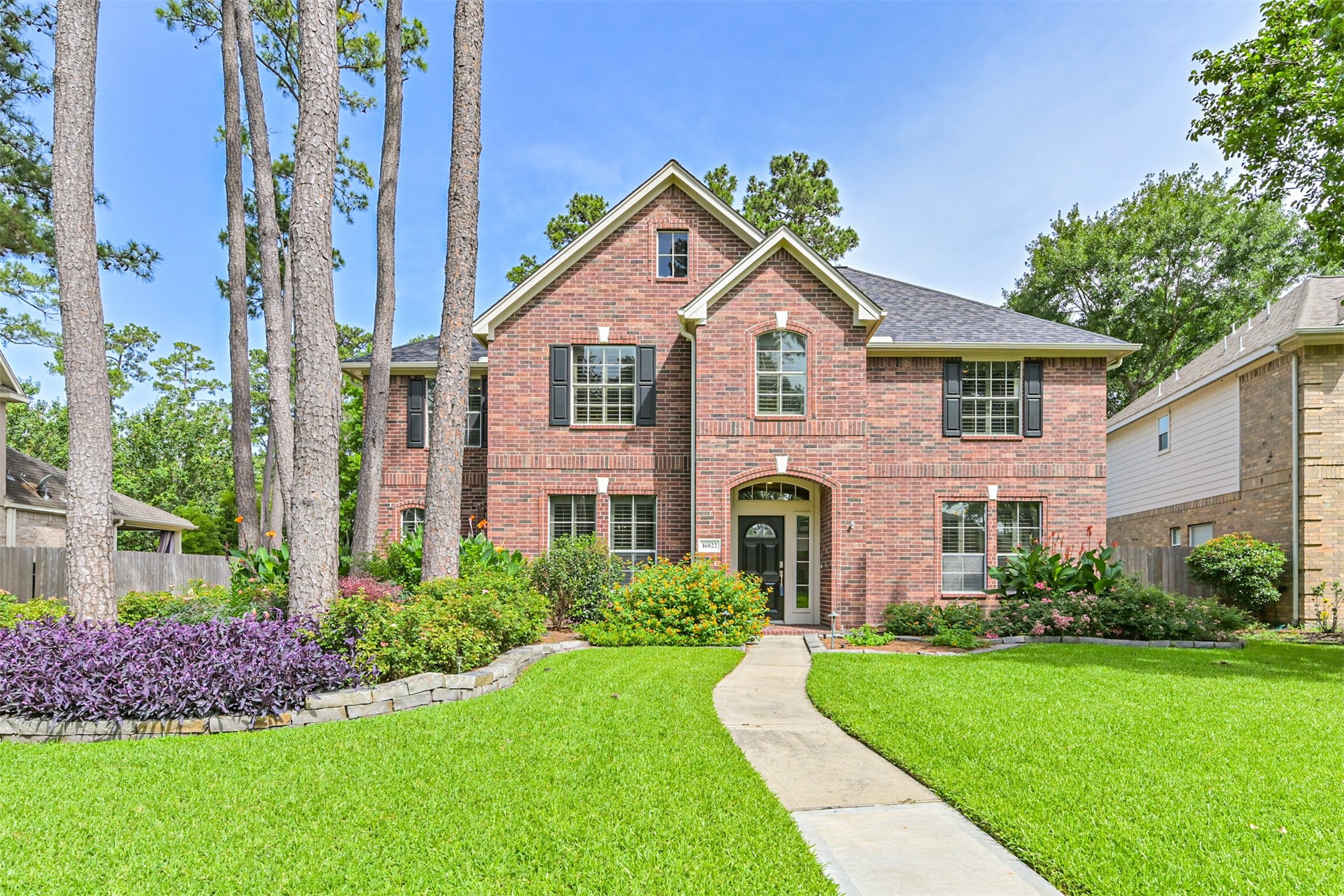 16022 Diamond Rock Drive Property Photo 1