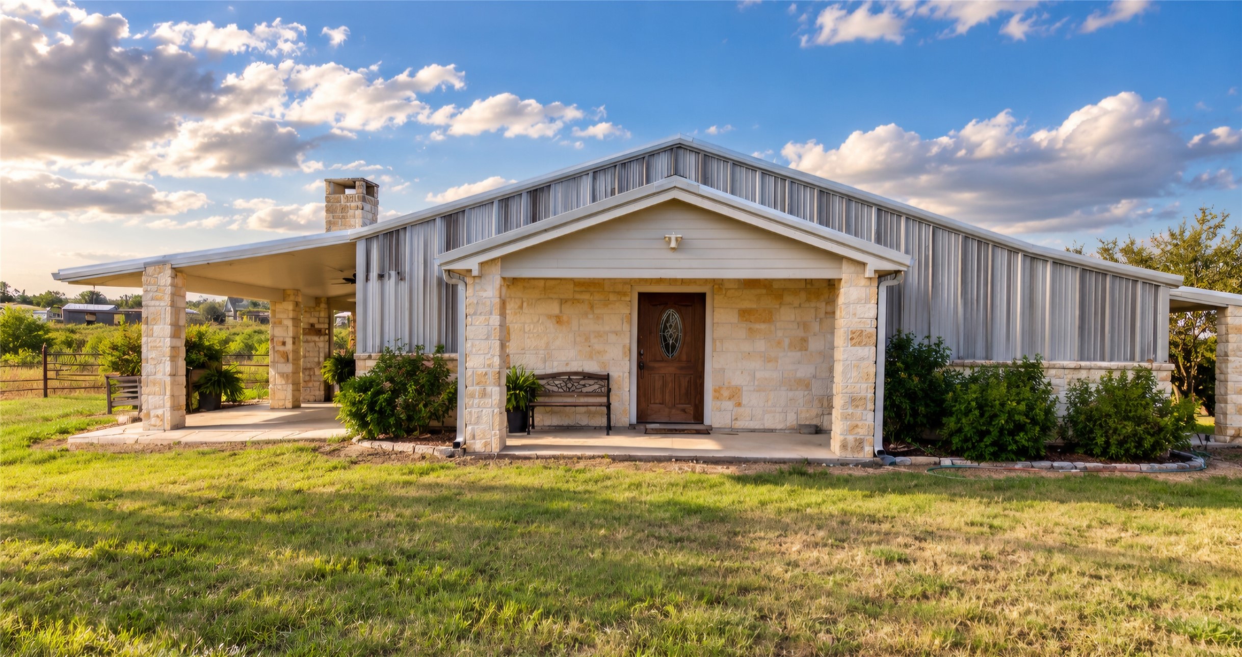 26527 Highway 90a Property Photo 1