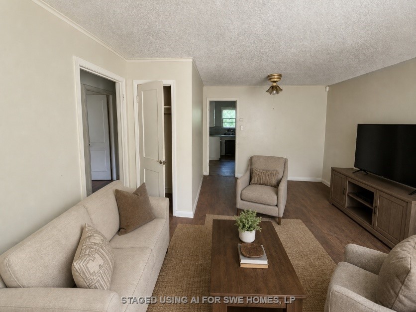 417 2nd Street Property Photo 3