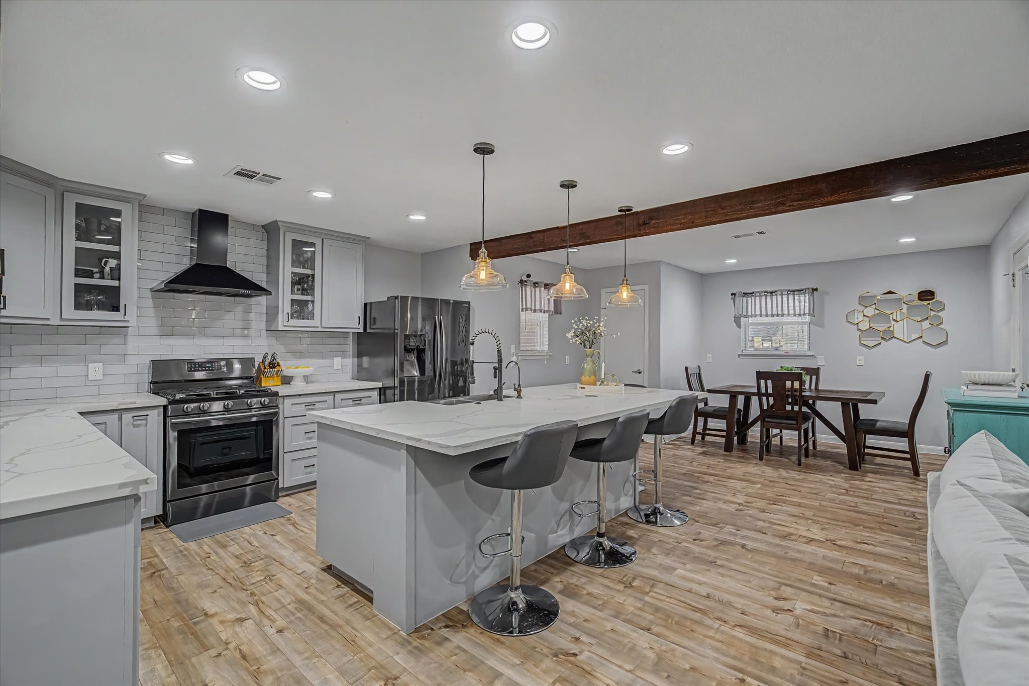 1818 Locksford Street Property Photo 14