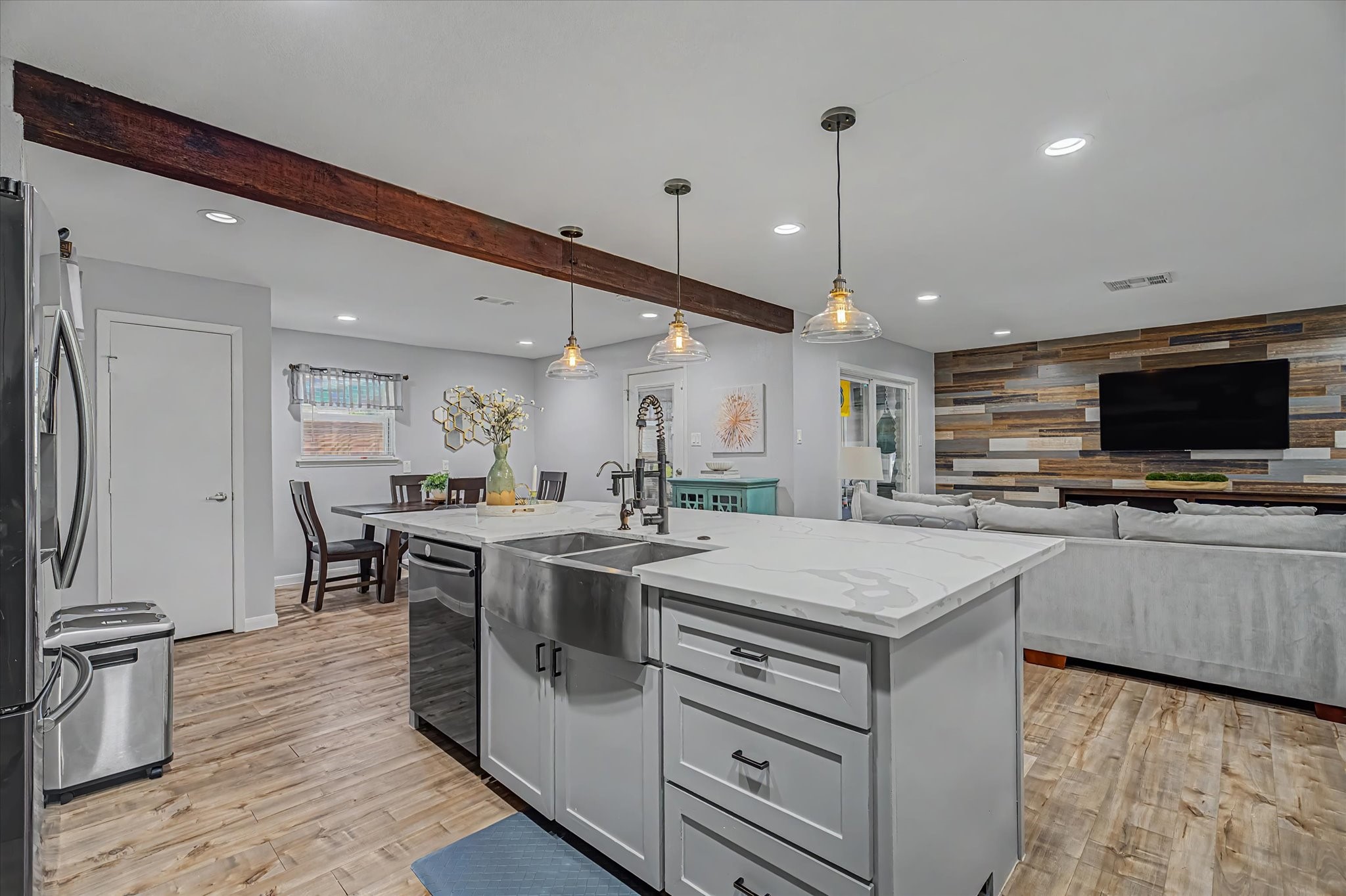 1818 Locksford Street Property Photo 15