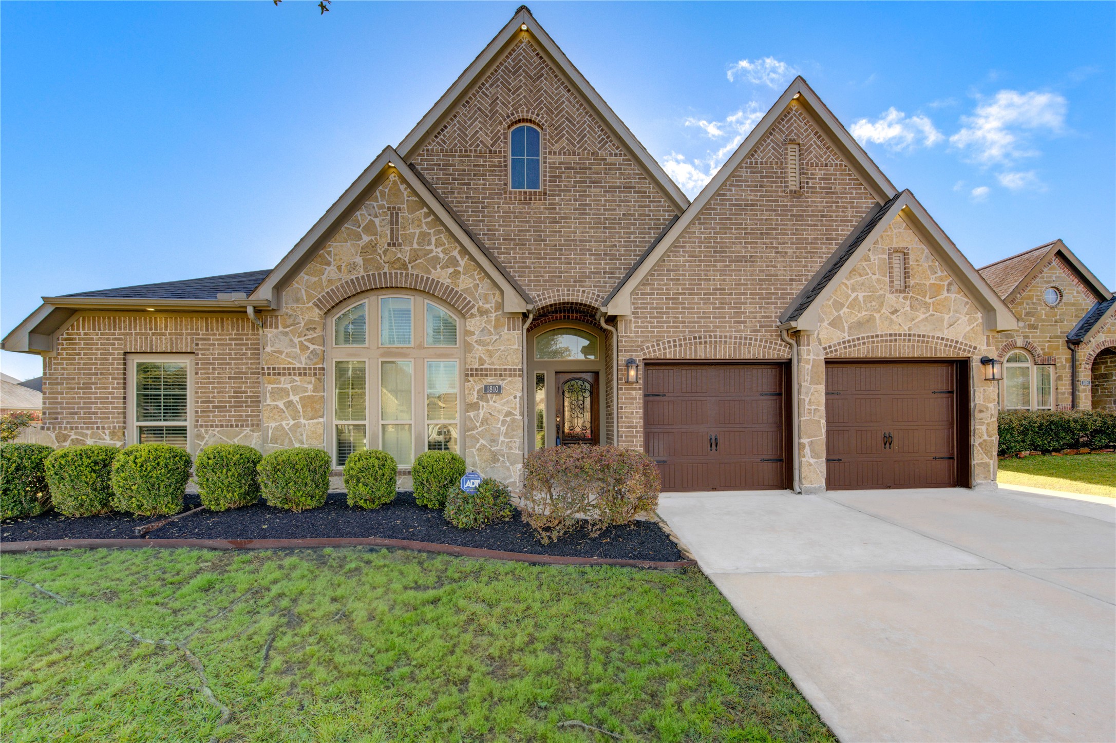 1810 Callaway Cove Court Property Photo 1