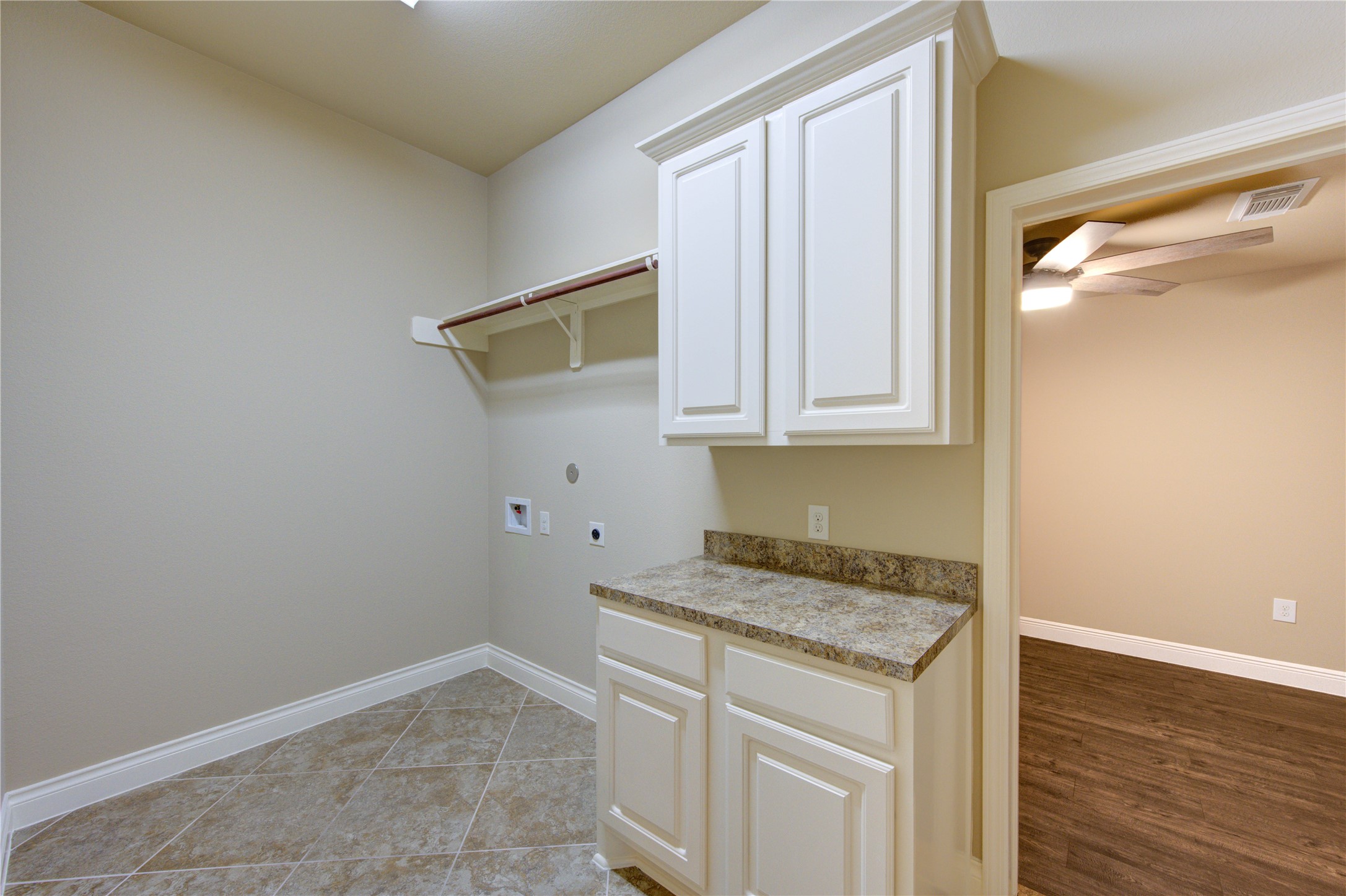 1810 Callaway Cove Court Property Photo 31