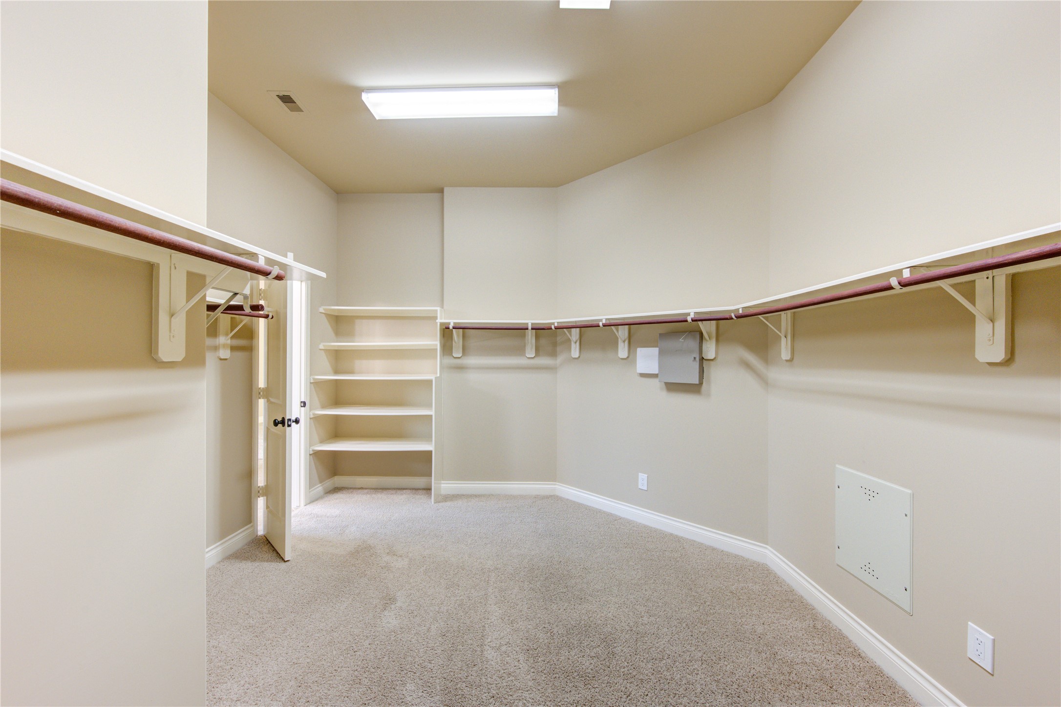 1810 Callaway Cove Court Property Photo 44