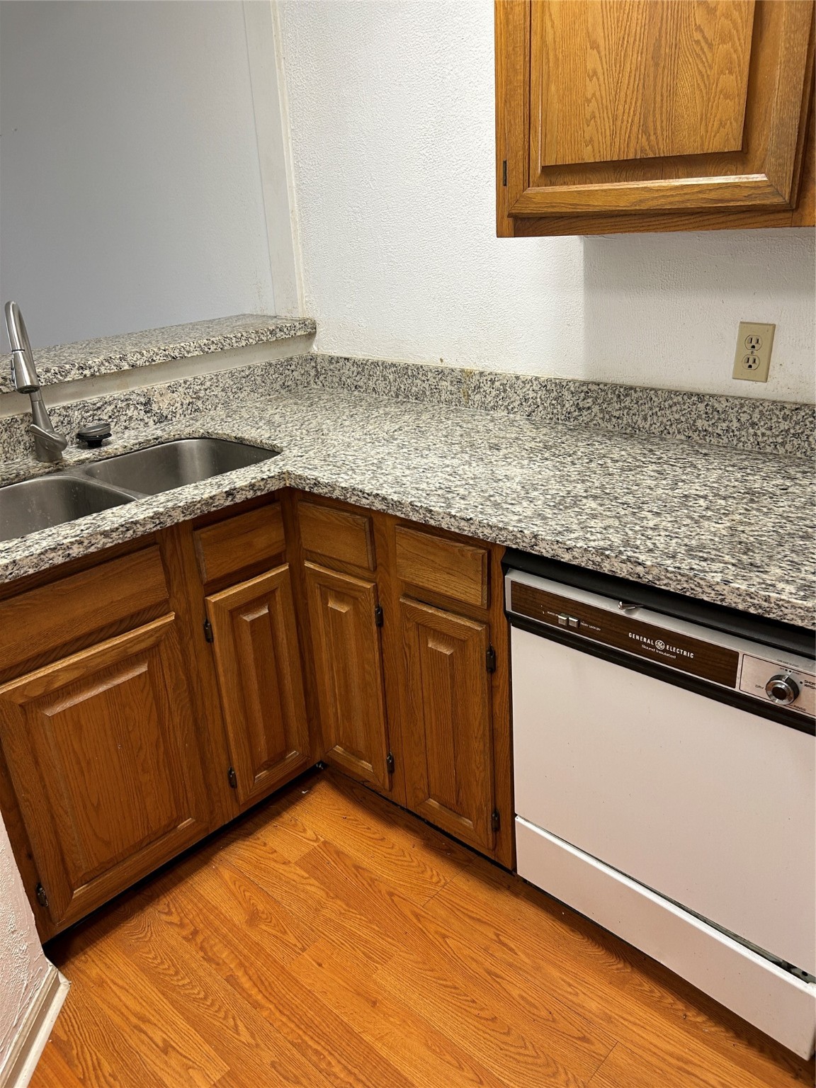 2213 S Braeswood Boulevard 13f Property Photo 7
