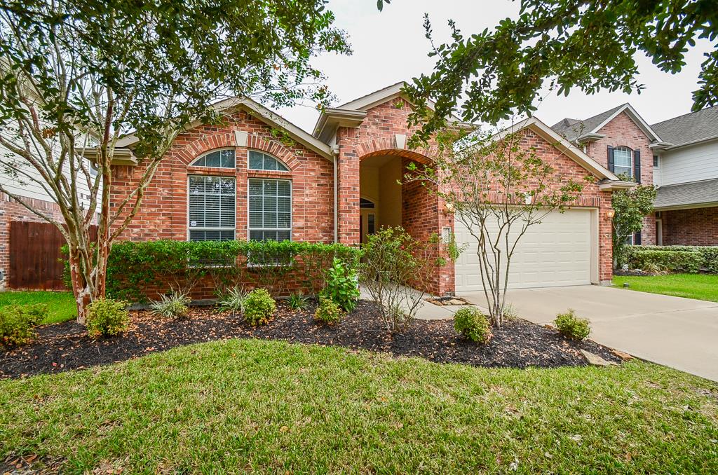 25214 Sierra Woods Lane Property Photo 2