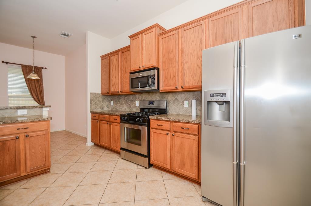 25214 Sierra Woods Lane Property Photo 17