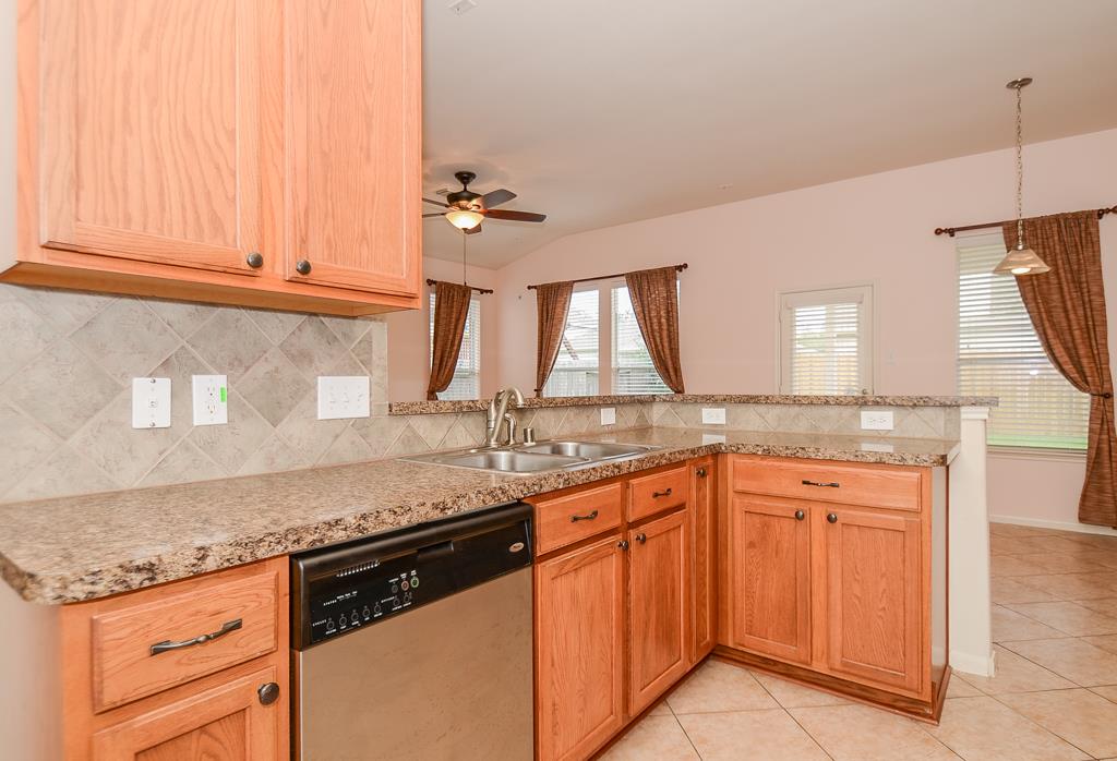 25214 Sierra Woods Lane Property Photo 18