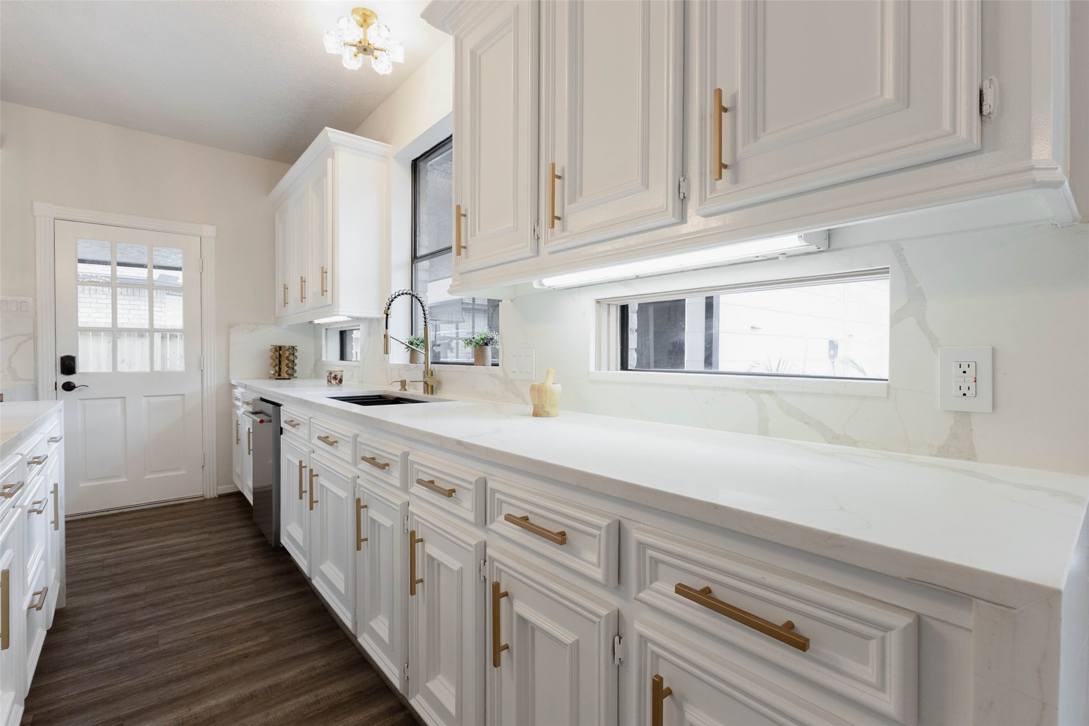 6906 Cherry Hills Road Property Photo 10
