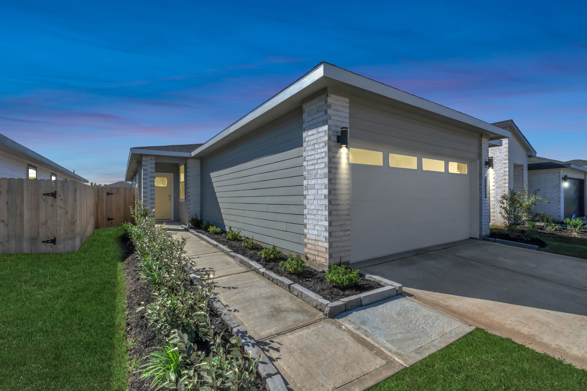 3020 Gunnersbury Drive Property Photo 1