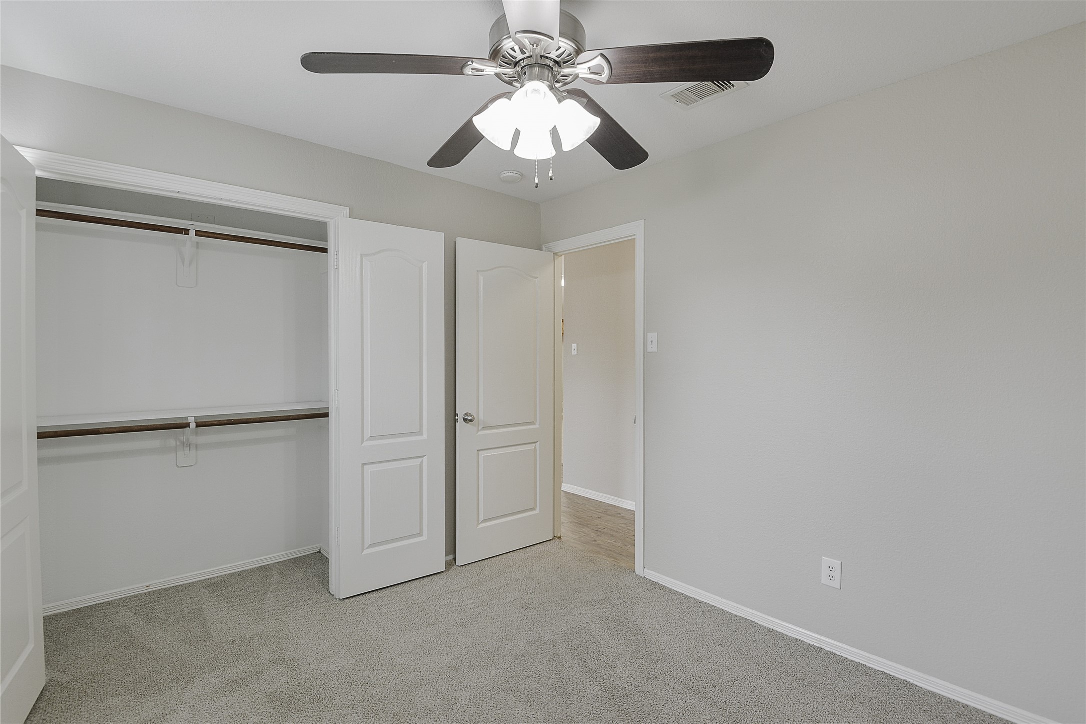 24415 Strong Pine Drive Property Photo 16