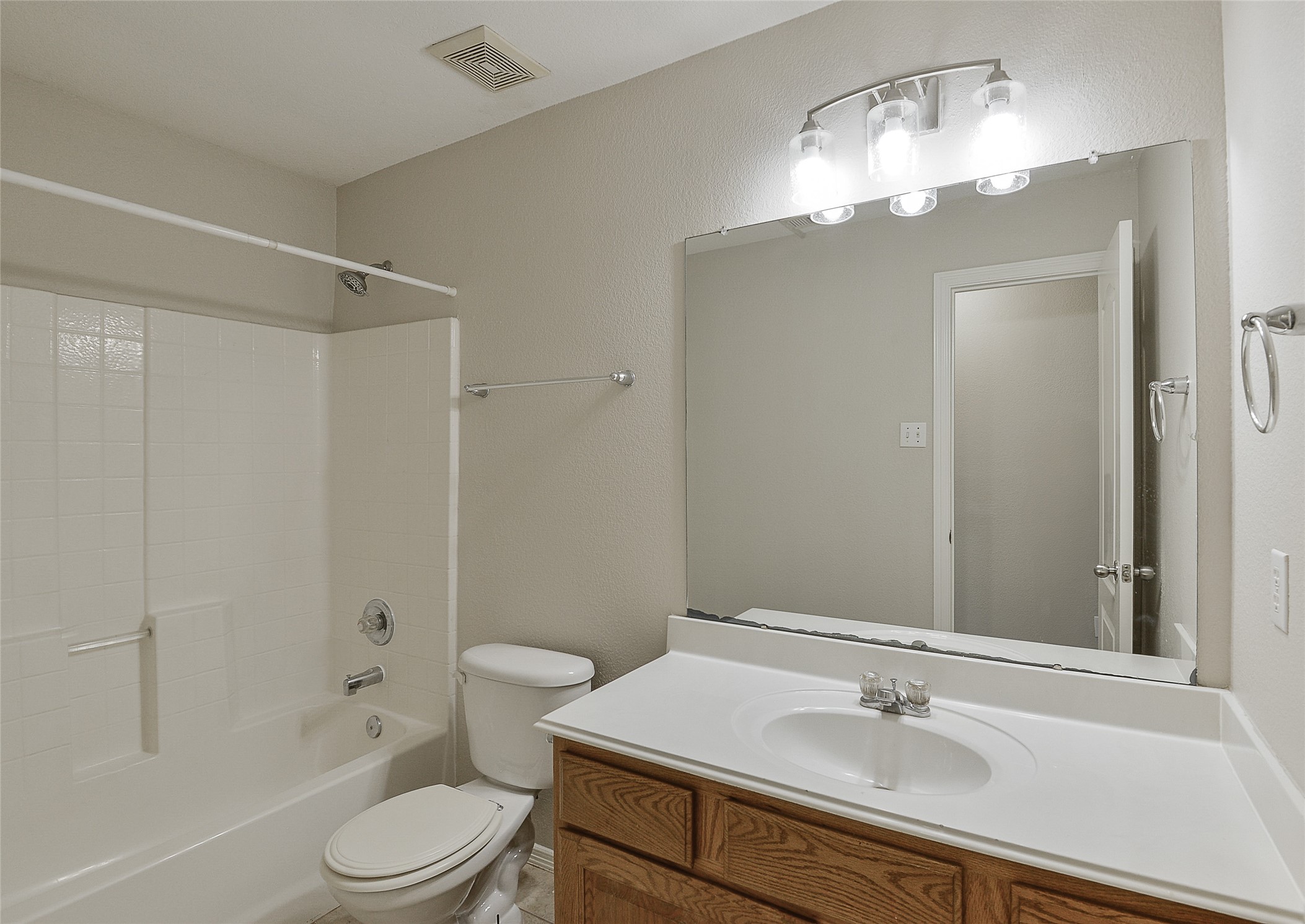 24415 Strong Pine Drive Property Photo 17
