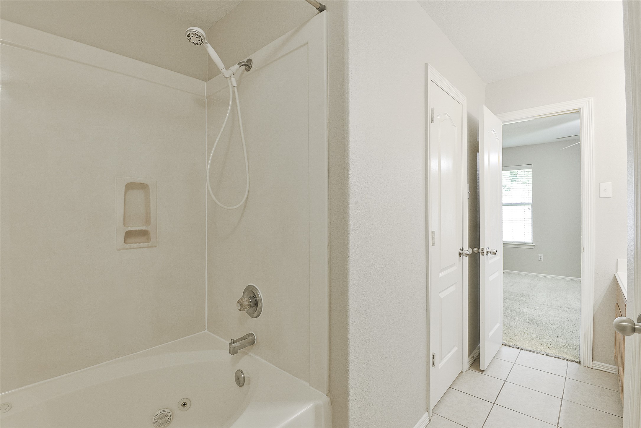 24415 Strong Pine Drive Property Photo 21