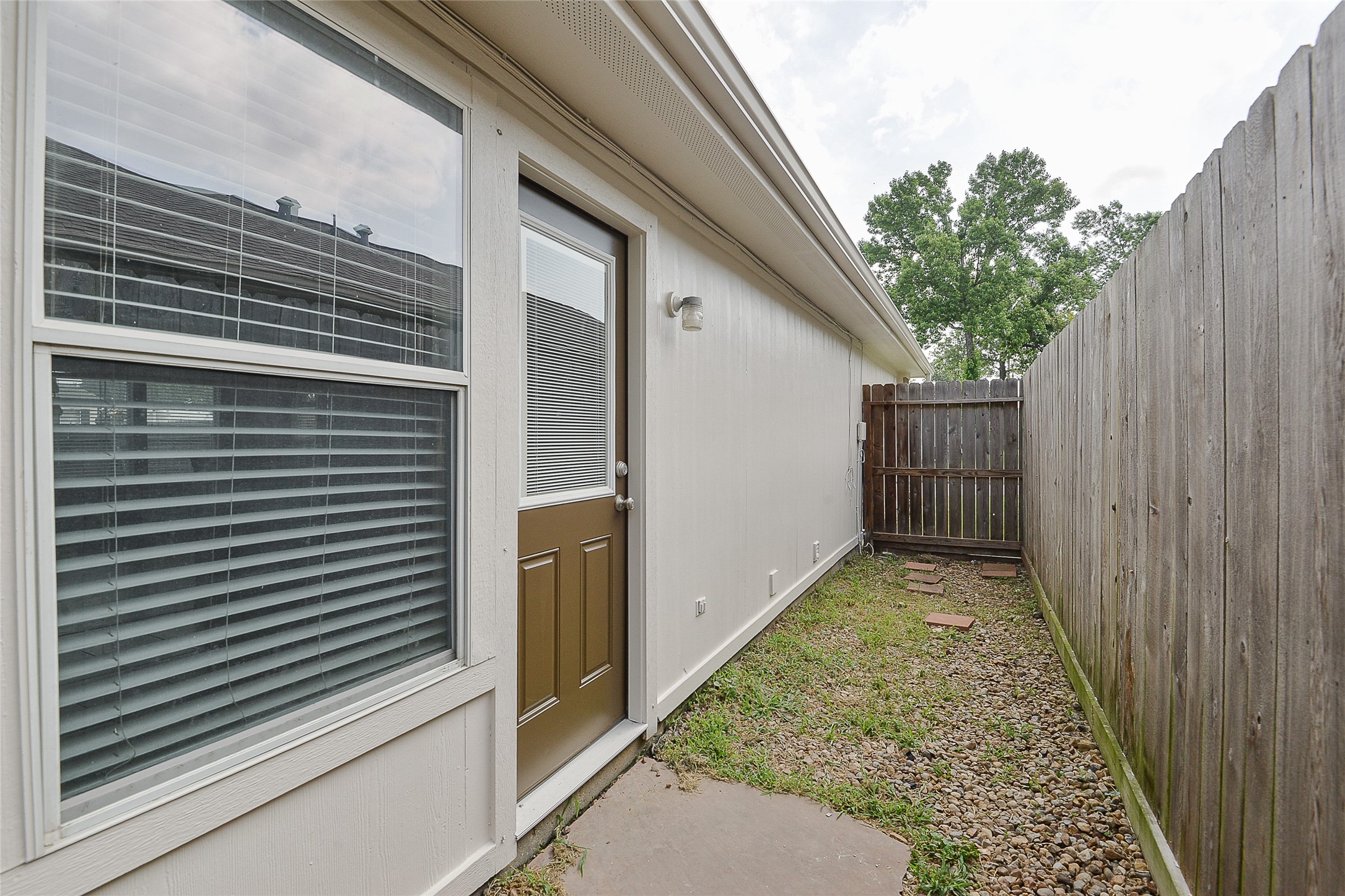 24415 Strong Pine Drive Property Photo 25