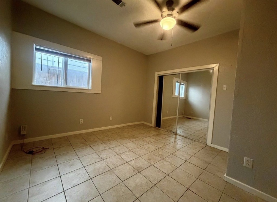 3403 Yupon Street 2 Property Photo 3