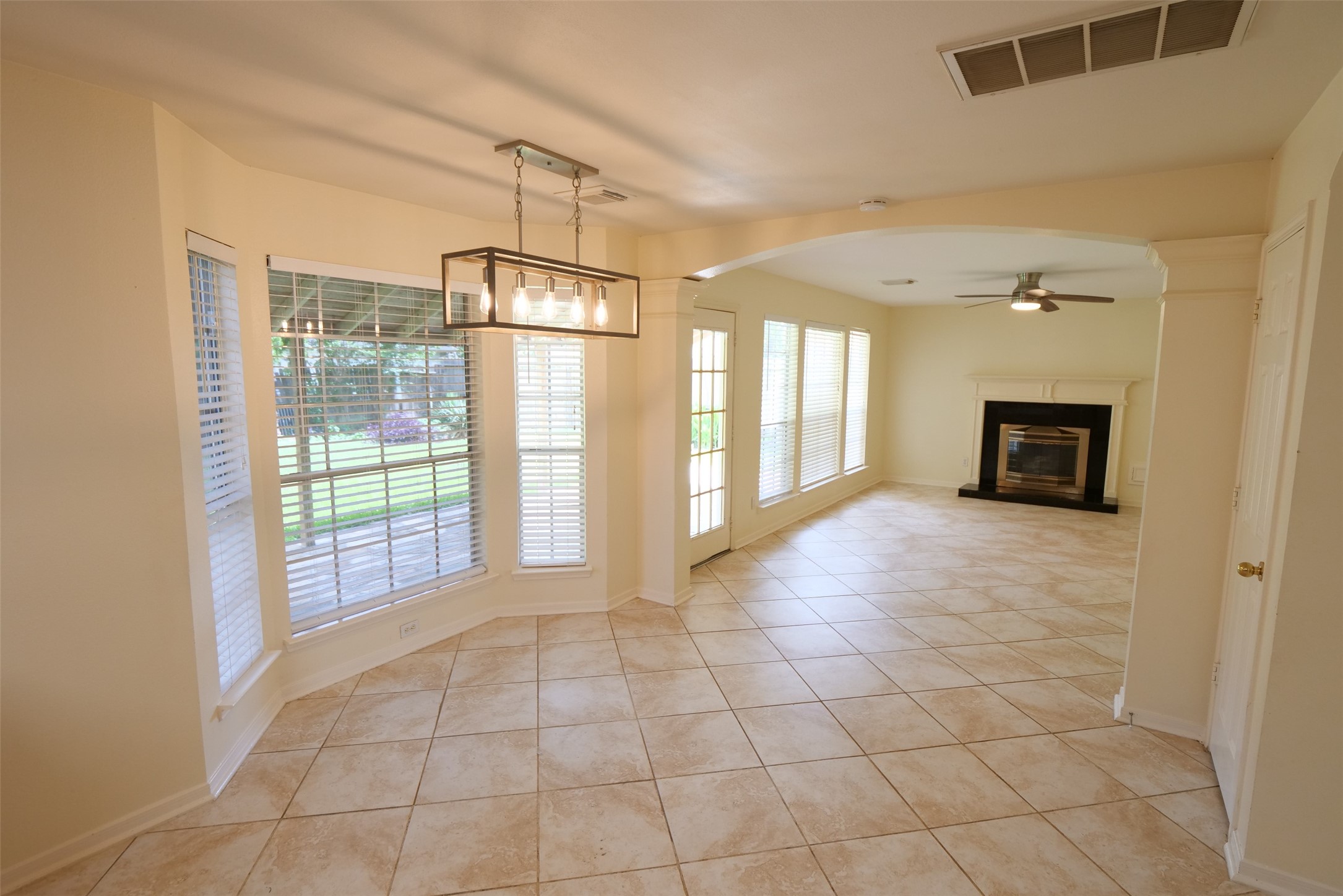 23822 Hopewell Drive Property Photo 12