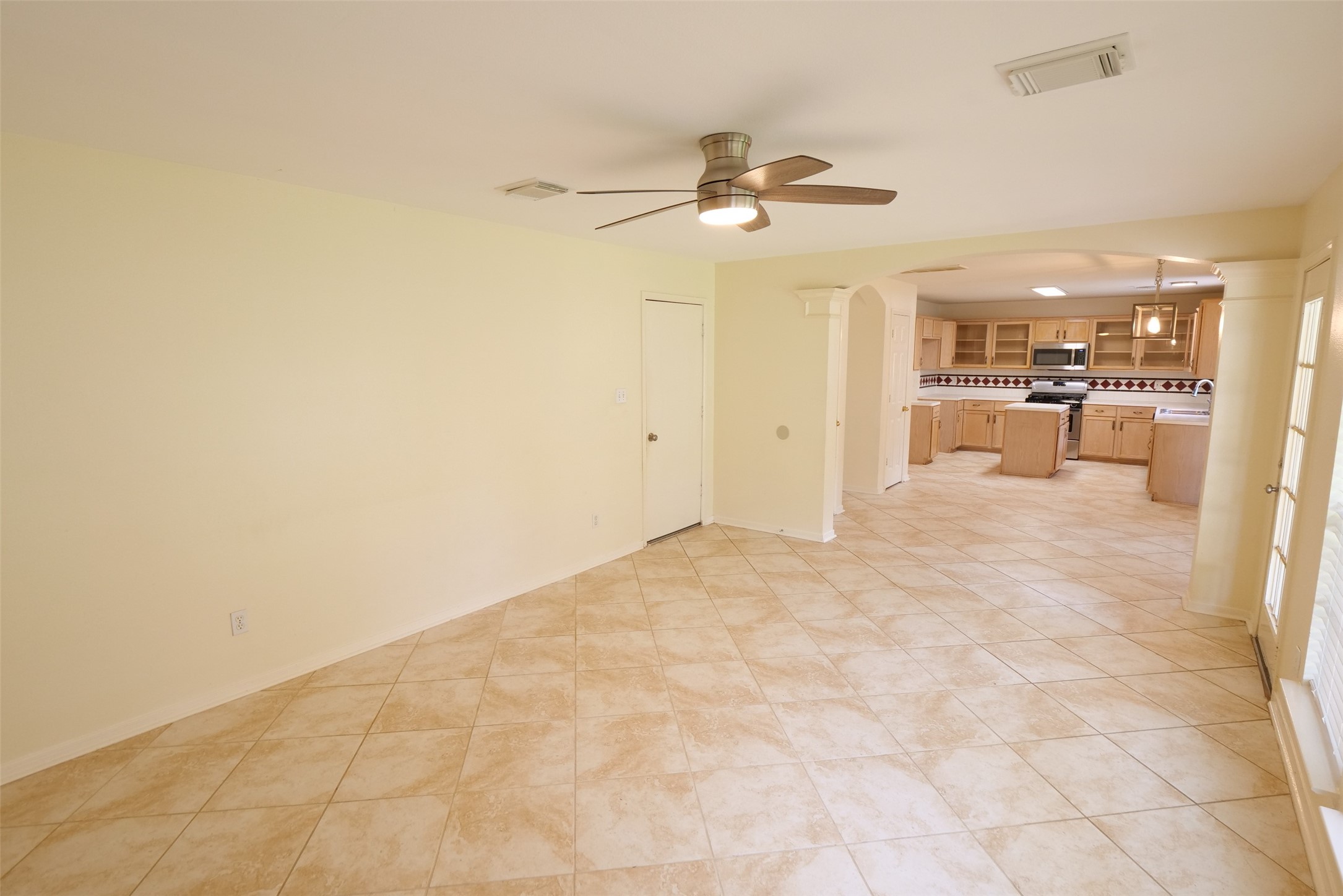 23822 Hopewell Drive Property Photo 14