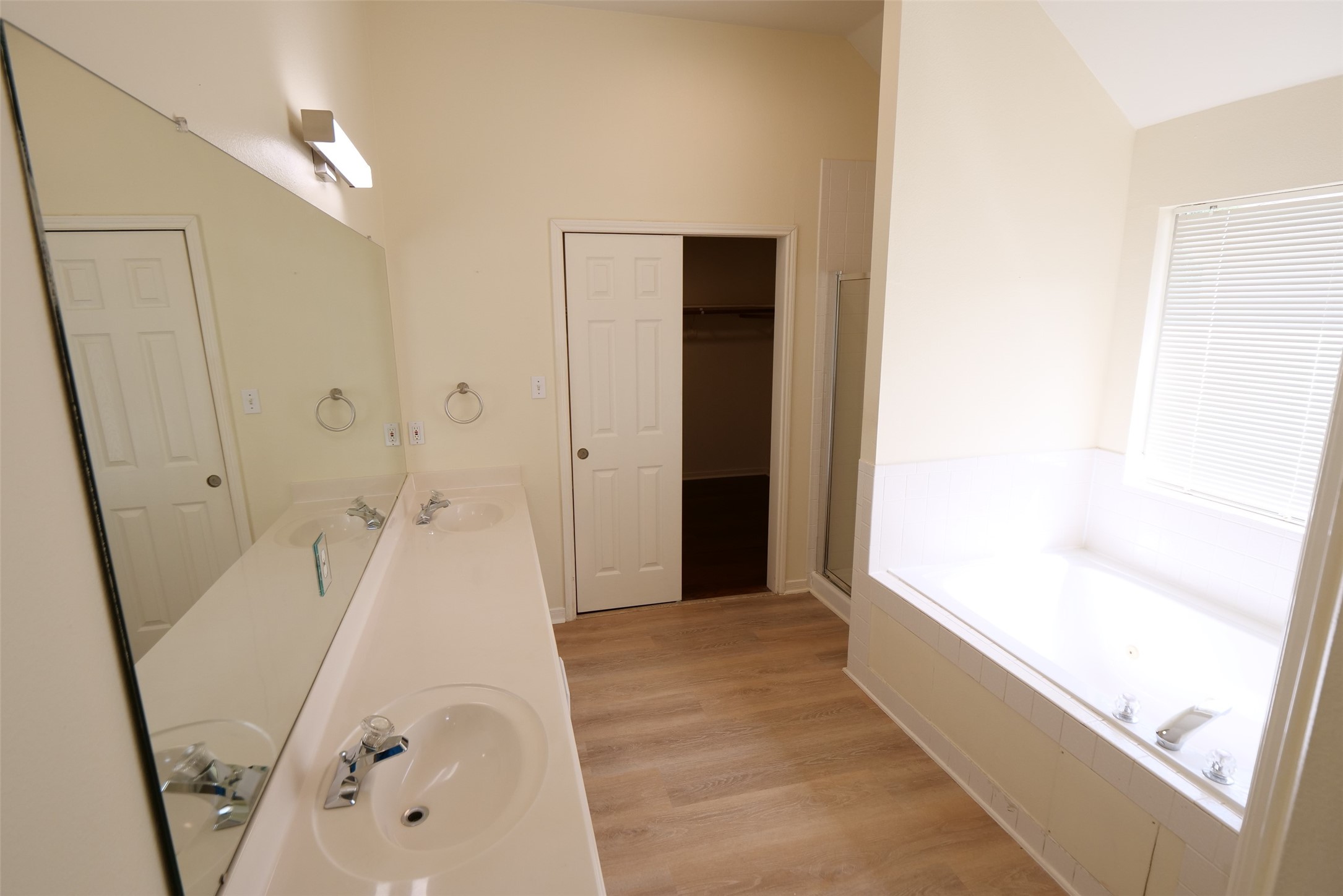 23822 Hopewell Drive Property Photo 23