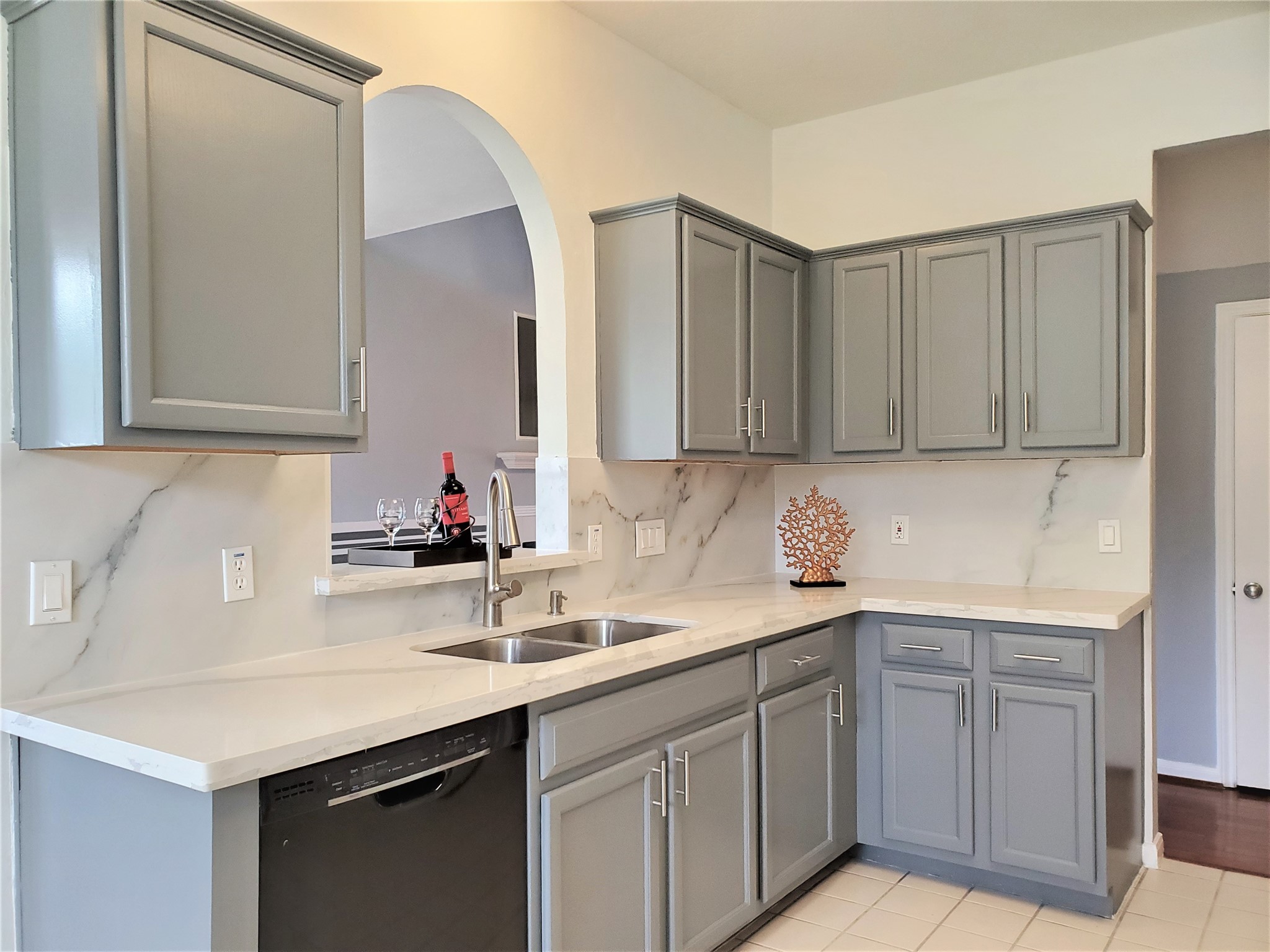 21511 Westcliffe Falls Drive Property Photo 10