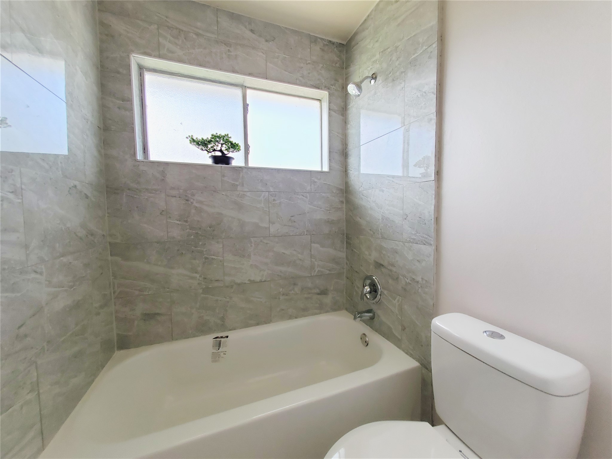 21511 Westcliffe Falls Drive Property Photo 27