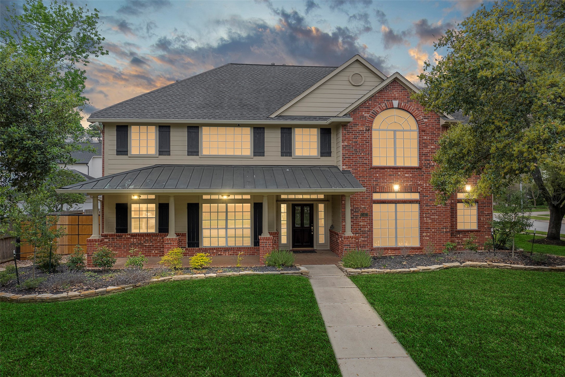 13423 Oak Alley Lane Property Photo 1