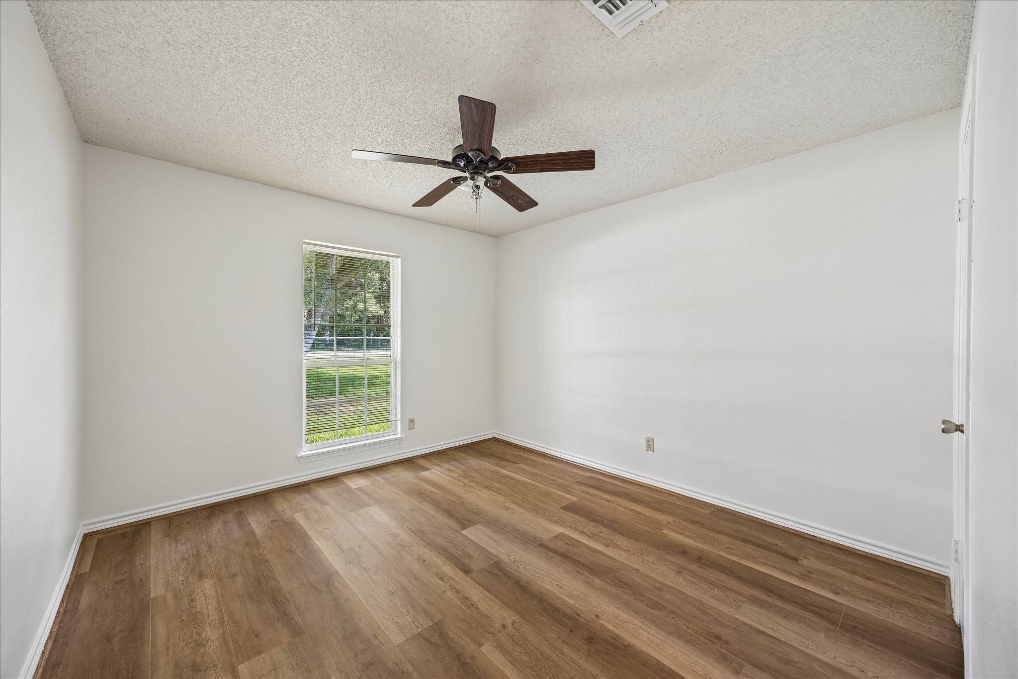 2903 Michael Wayne Road Property Photo 19
