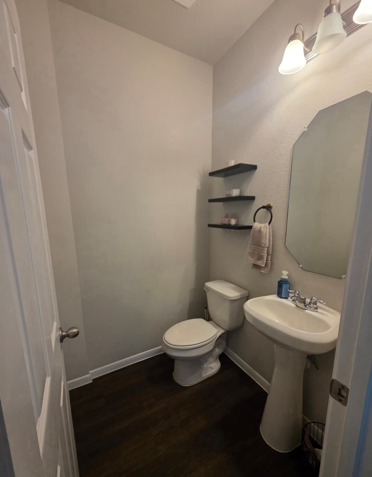 14855 Cardiff Cliff Lane Property Photo 6