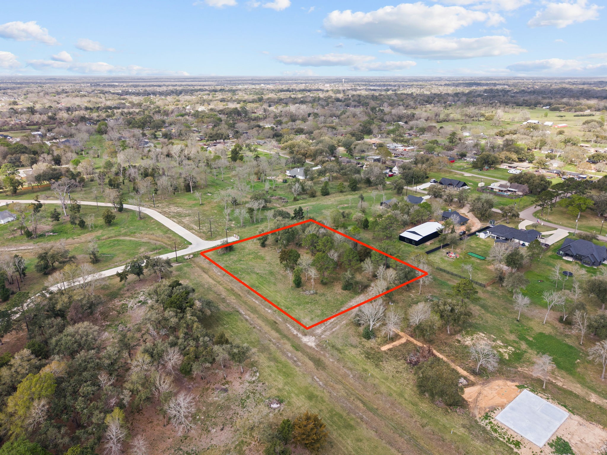 2603 Whispering Pine Drive Property Photo 3